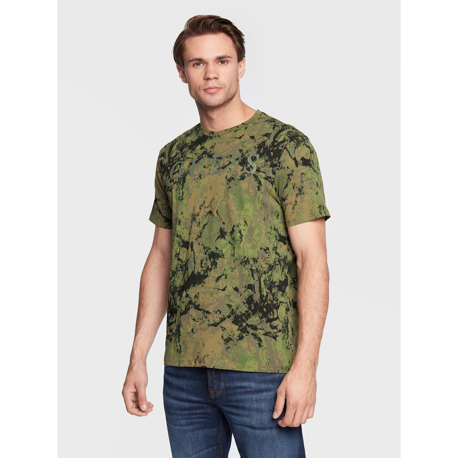 Guess T-Shirt Camo M2BI66 K9RM4 Zelená Regular Fit - Pepit.cz