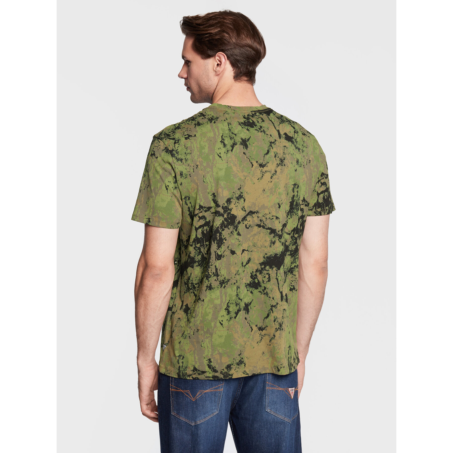 Guess T-Shirt Camo M2BI66 K9RM4 Zelená Regular Fit - Pepit.cz