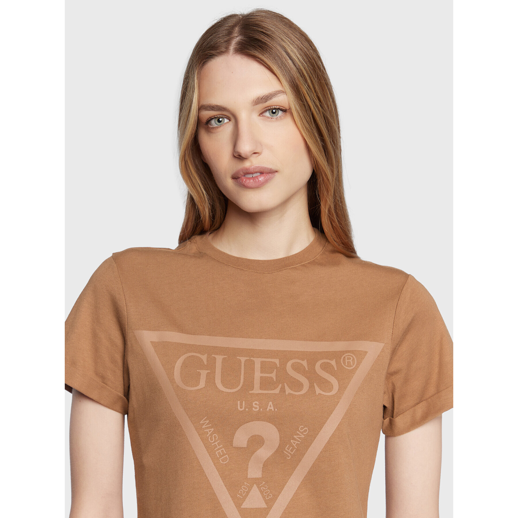 Guess T-Shirt Dianna V2BI06 I3Z14 Hnědá Regular Fit - Pepit.cz