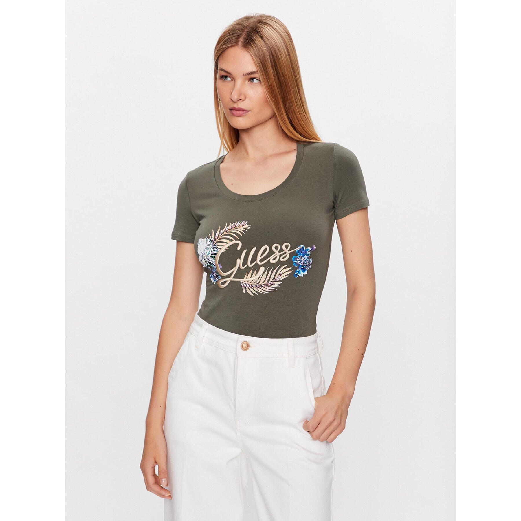 Guess T-Shirt Embellish Logo W3GI40 J1314 Zelená Slim Fit - Pepit.cz