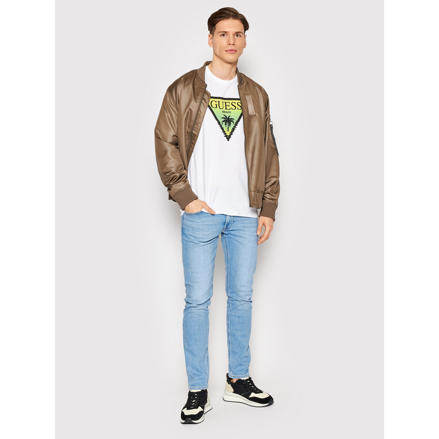 Guess T-Shirt F2GI00 J1311 Bílá Slim Fit - Pepit.cz