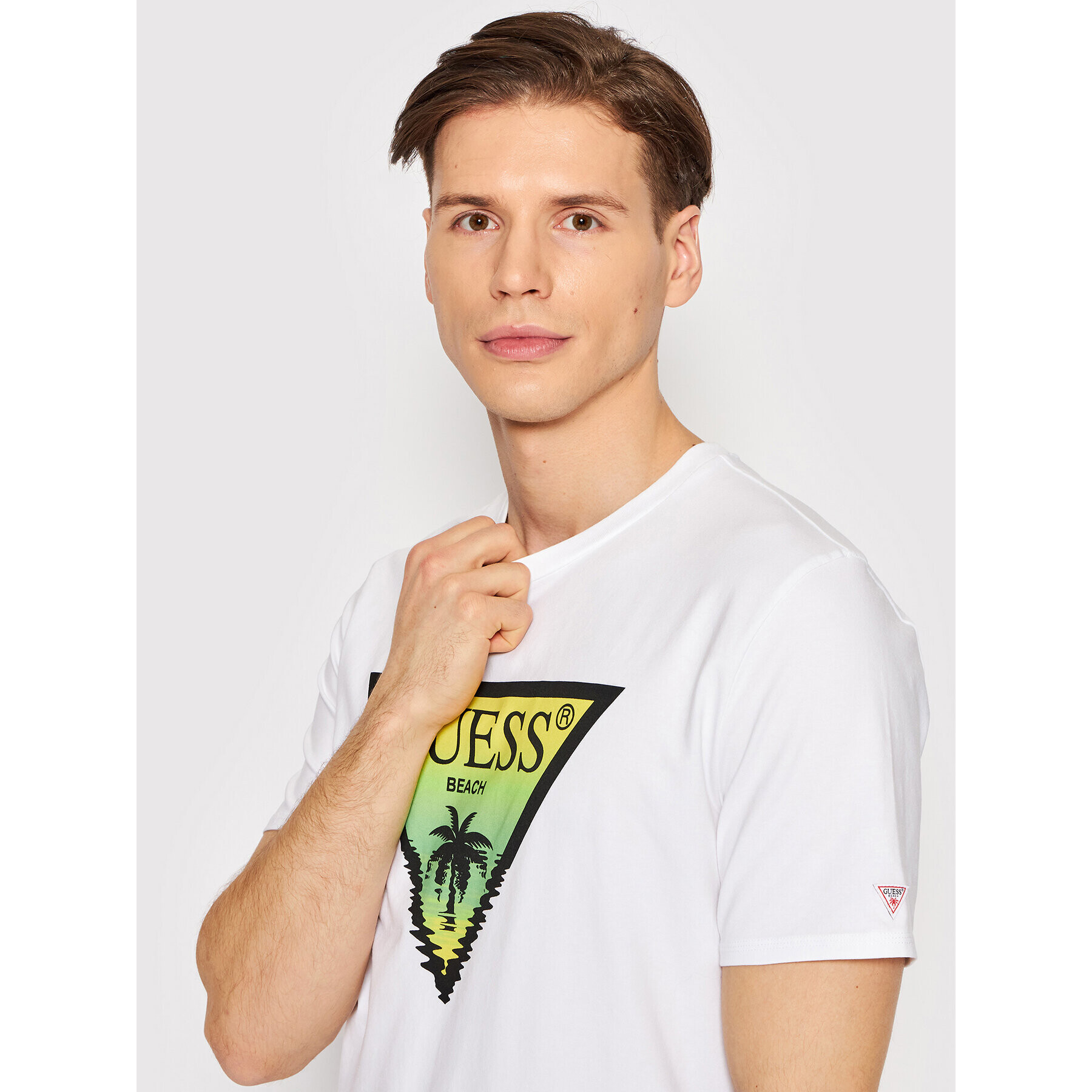 Guess T-Shirt F2GI00 J1311 Bílá Slim Fit - Pepit.cz