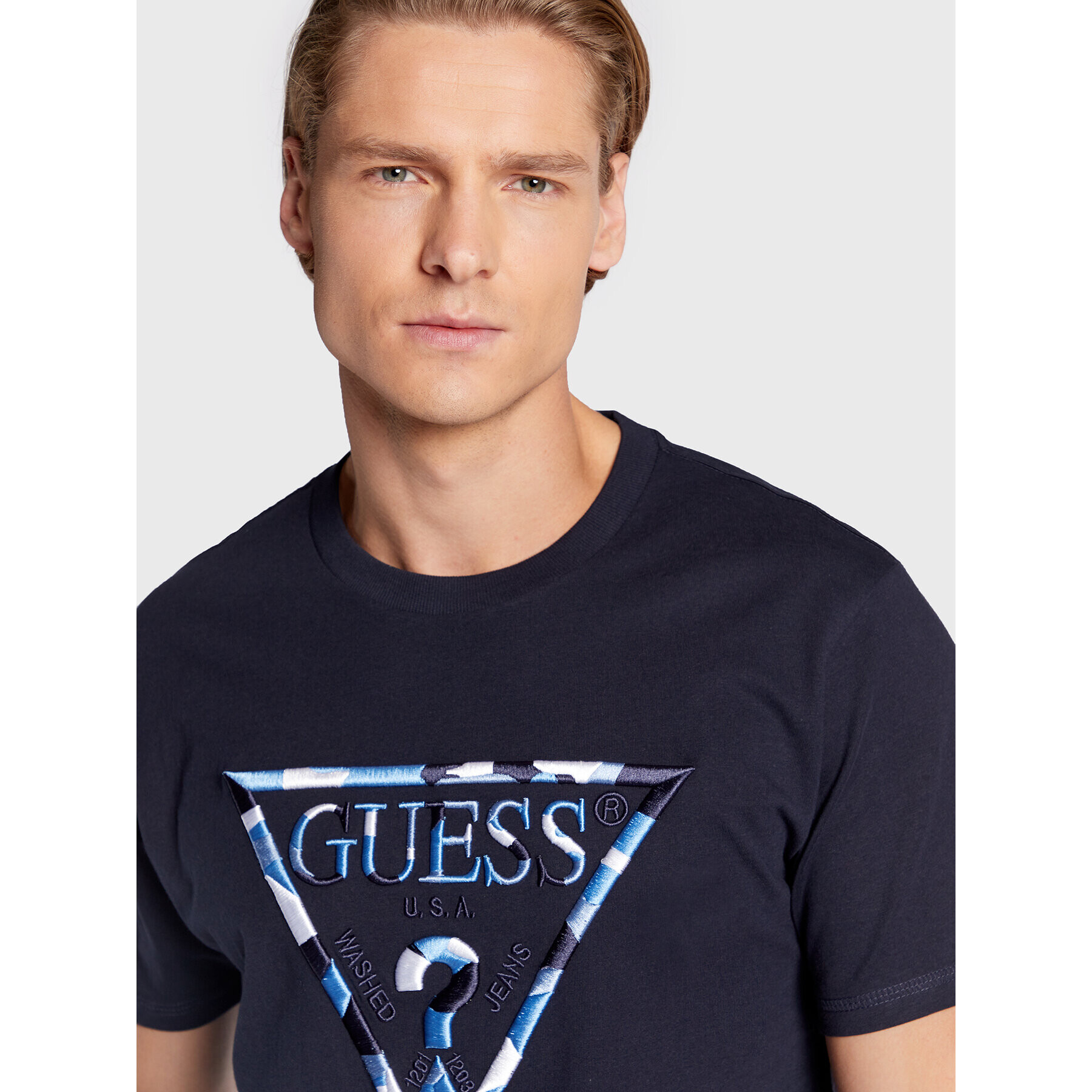 Guess T-Shirt Gad M2BI33 K8FQ4 Tmavomodrá Regular Fit - Pepit.cz