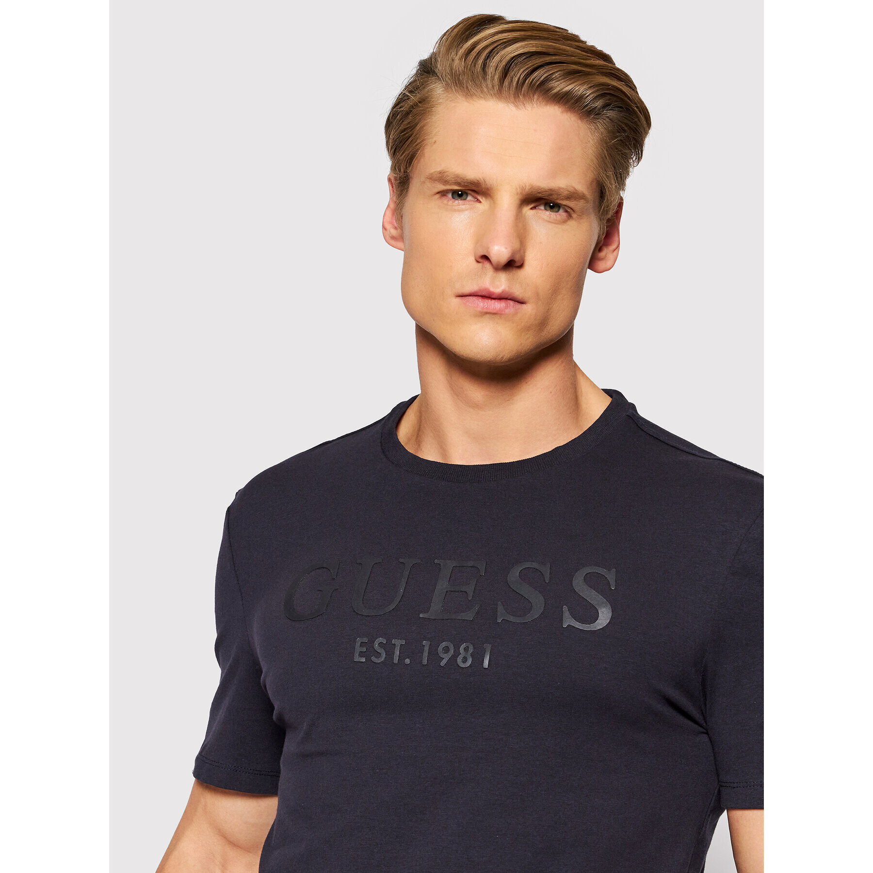 Guess T-Shirt Gammy M2RI29 J1311 Tmavomodrá Slim Fit - Pepit.cz