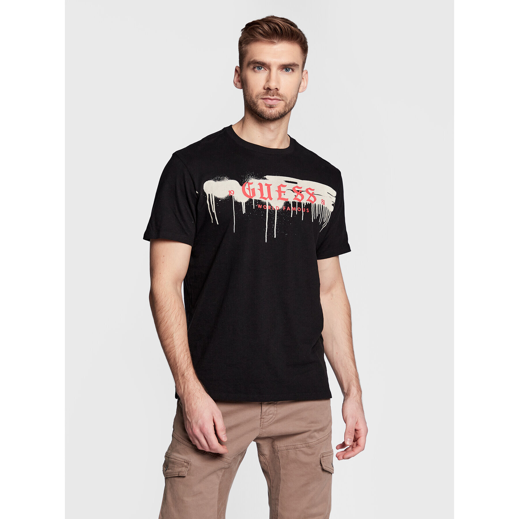 Guess T-Shirt Graffiti M3RI75 KBDK0 Černá Slim Fit - Pepit.cz