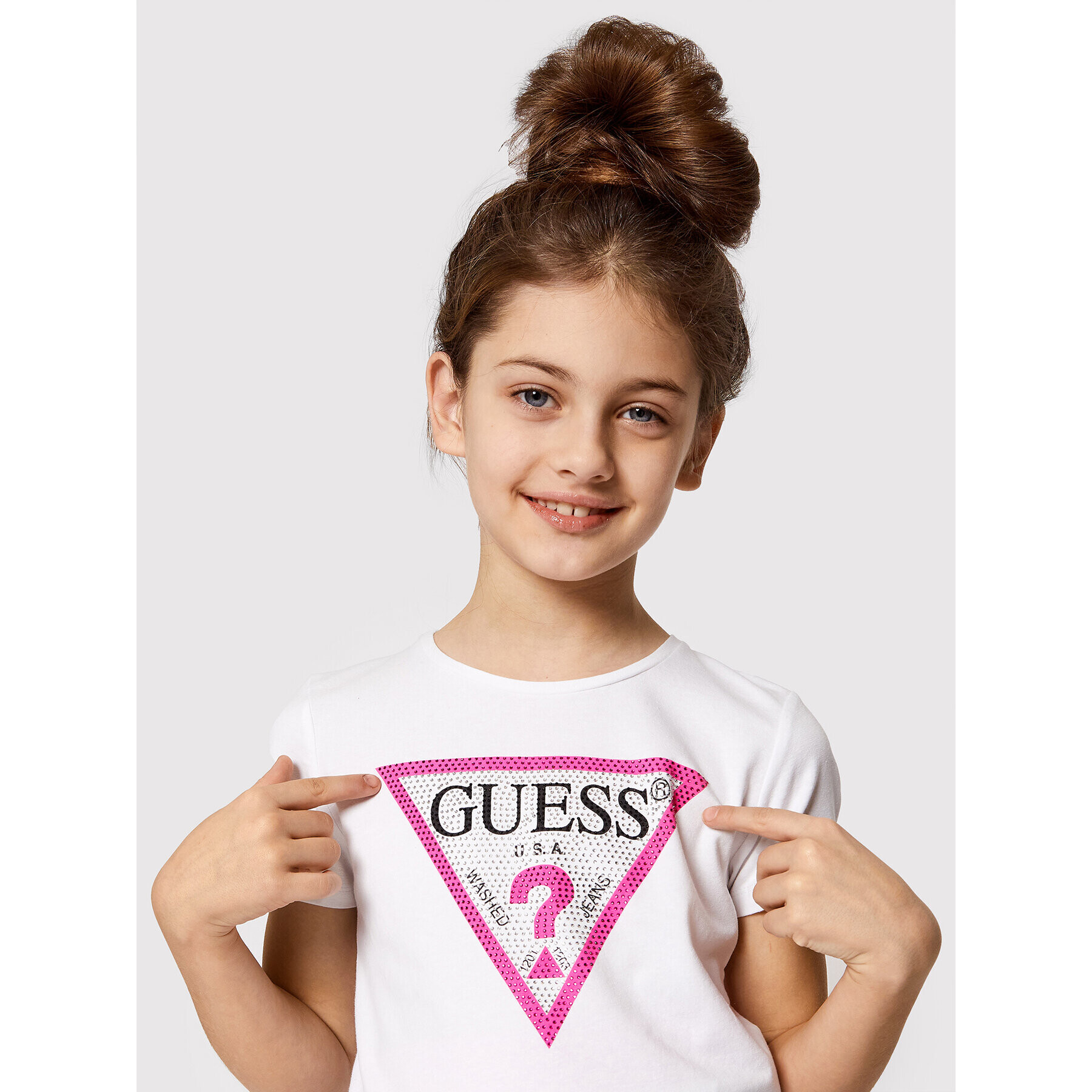 Guess T-Shirt J1YI35 K6YW1 Bílá Regular Fit - Pepit.cz