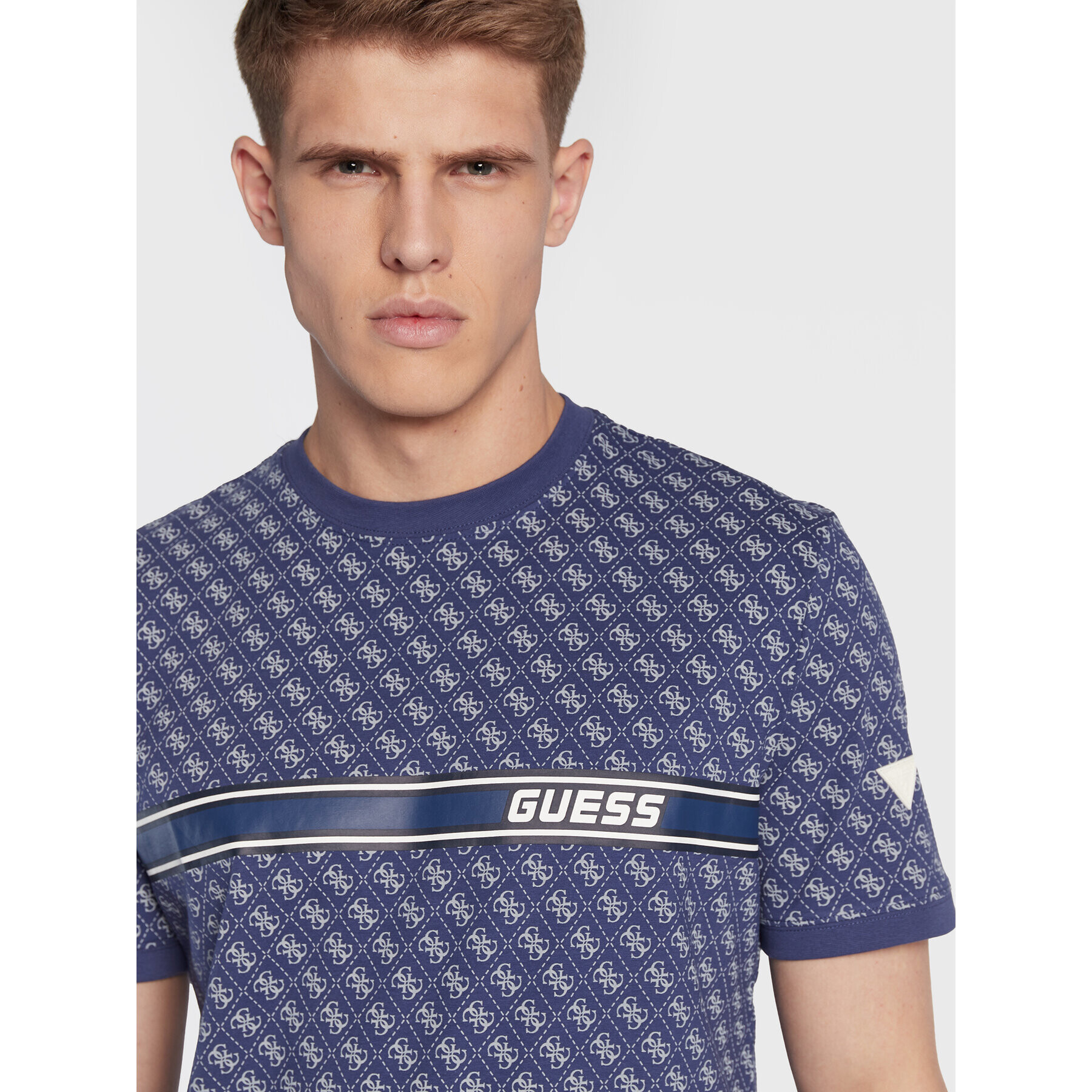 Guess T-Shirt Jamey Z2BI09 J1314 Modrá Regular Fit - Pepit.cz