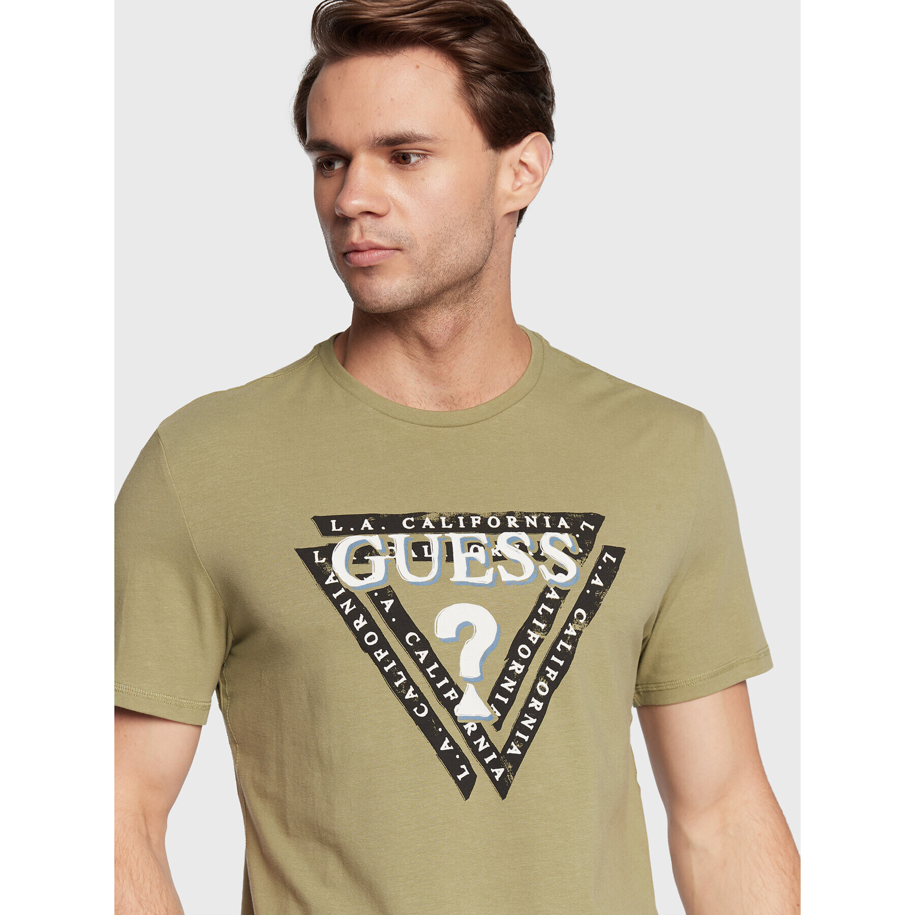 Guess T-Shirt Jasin M2BI43 J1314 Zelená Slim Fit - Pepit.cz