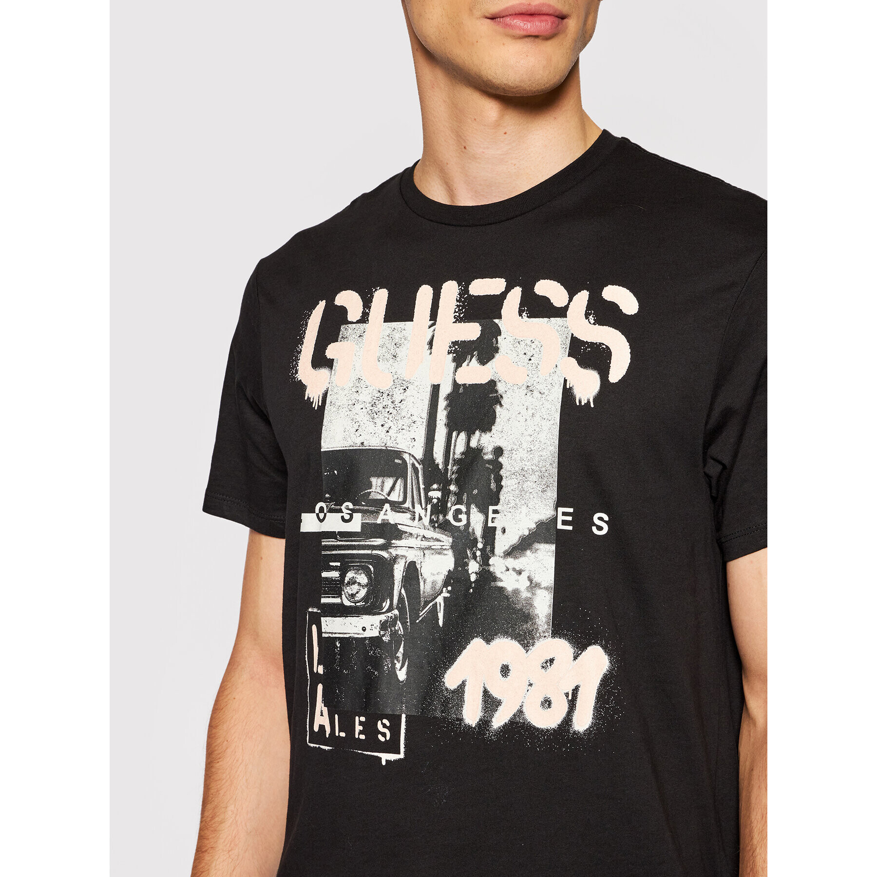 Guess T-Shirt M1BI34 KARC9 Černá Regular Fit - Pepit.cz