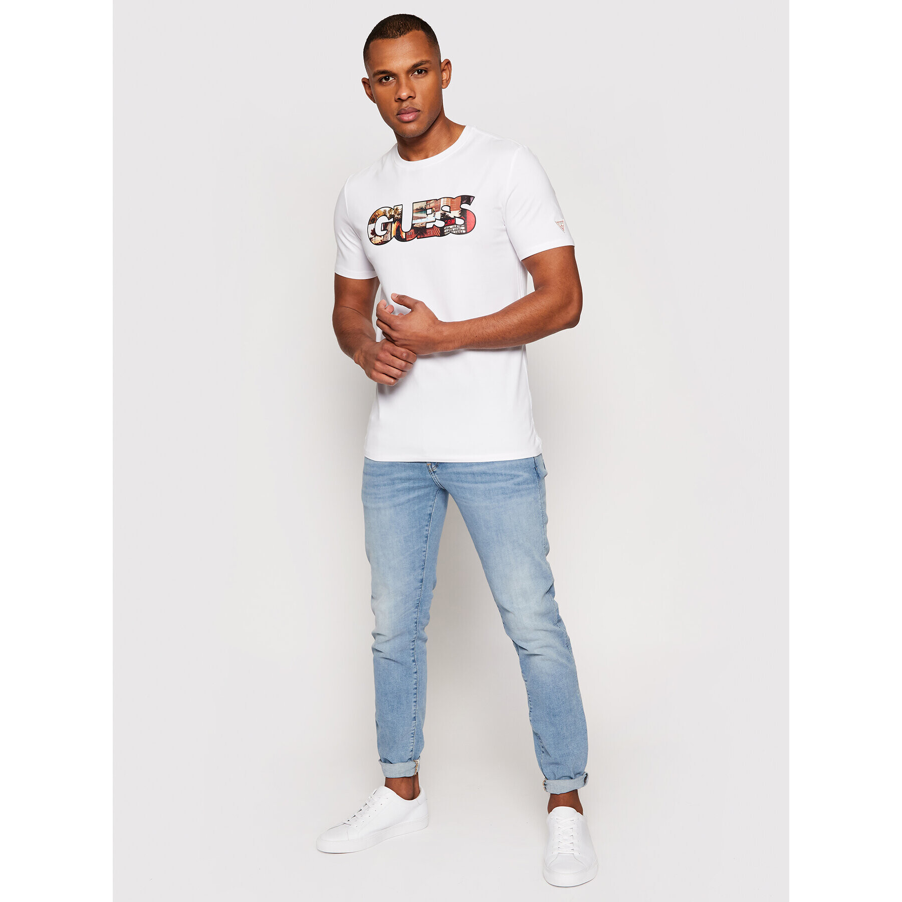 Guess T-Shirt M1GI78 J1311 Bílá Slim Fit - Pepit.cz