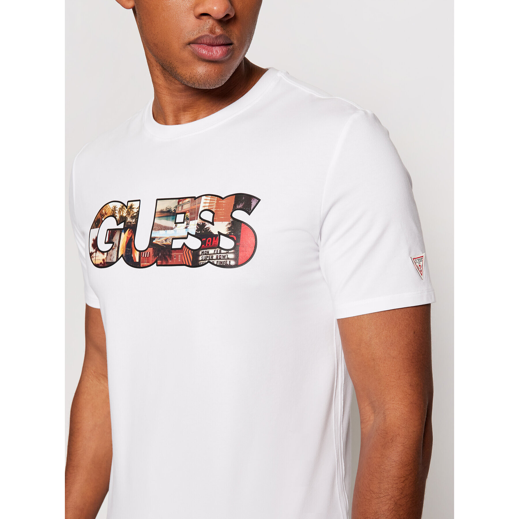 Guess T-Shirt M1GI78 J1311 Bílá Slim Fit - Pepit.cz