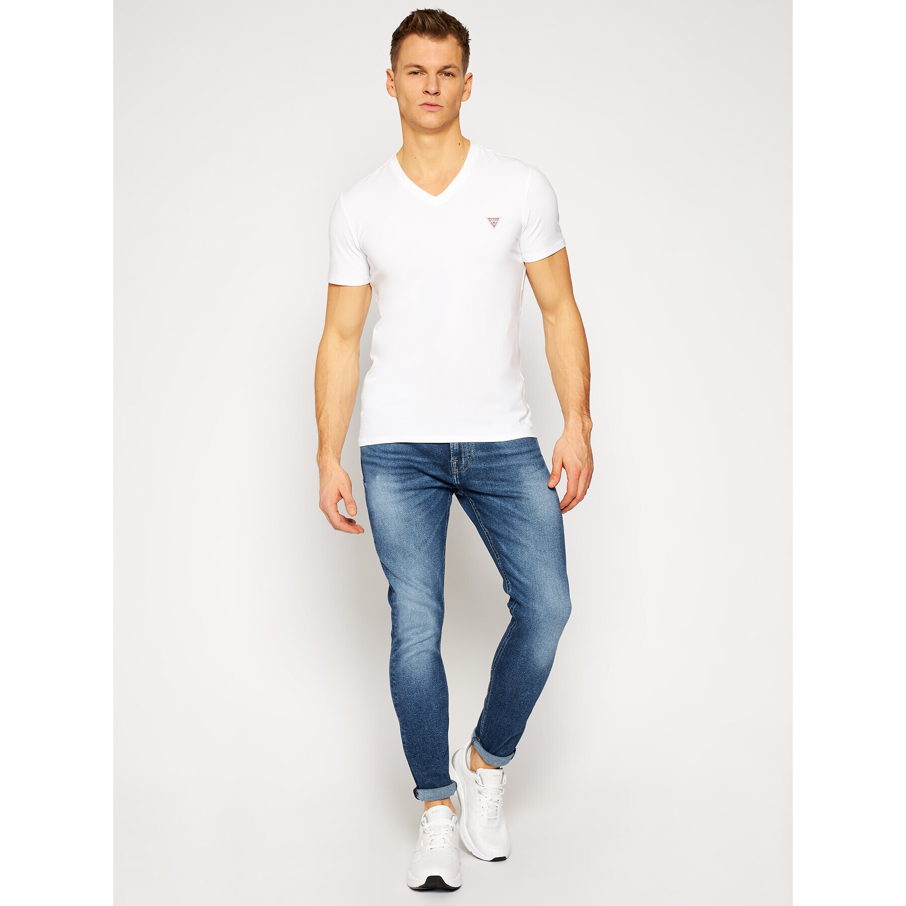 Guess T-Shirt M1RI32 J1311 Bílá Super Slim Fit - Pepit.cz