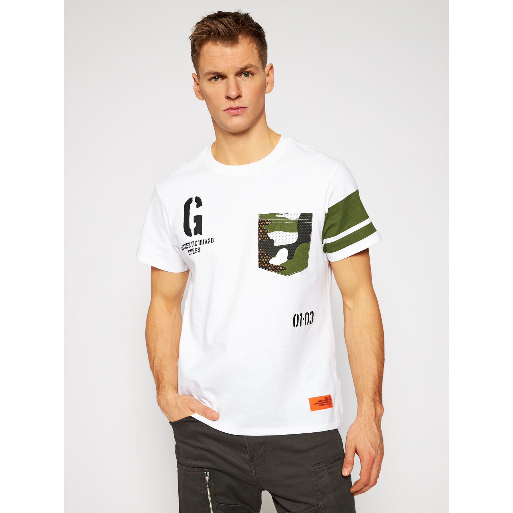 Guess T-Shirt M1RI90 KAG00 Bílá Regular Fit - Pepit.cz