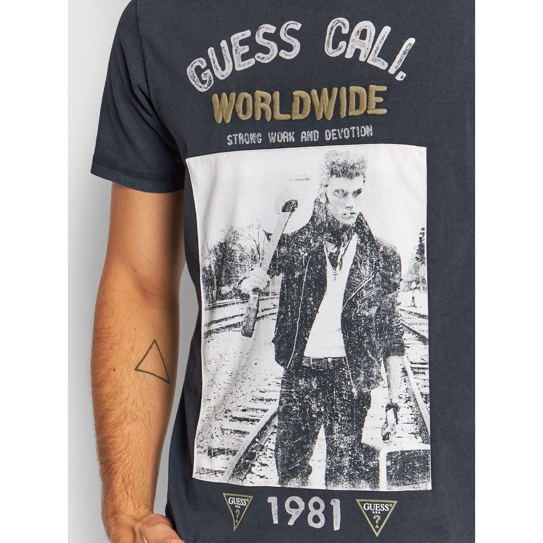 Guess T-Shirt M1YI70 K8FQ1 Černá Regular Fit - Pepit.cz