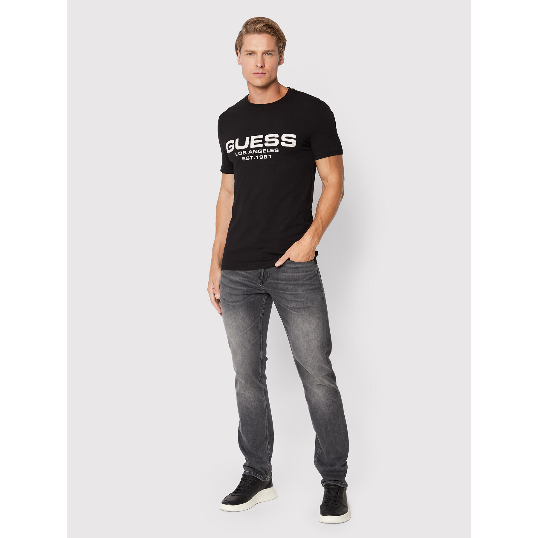 Guess T-Shirt M2BI25 J1314 Černá Slim Fit - Pepit.cz