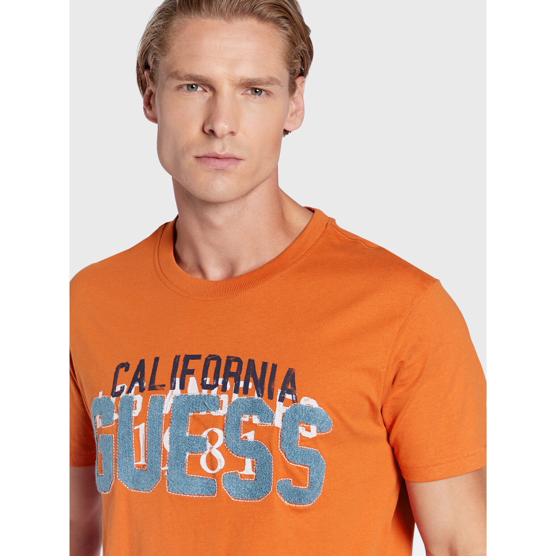 Guess T-Shirt M2BI38 K8FQ4 Oranžová Regular Fit - Pepit.cz