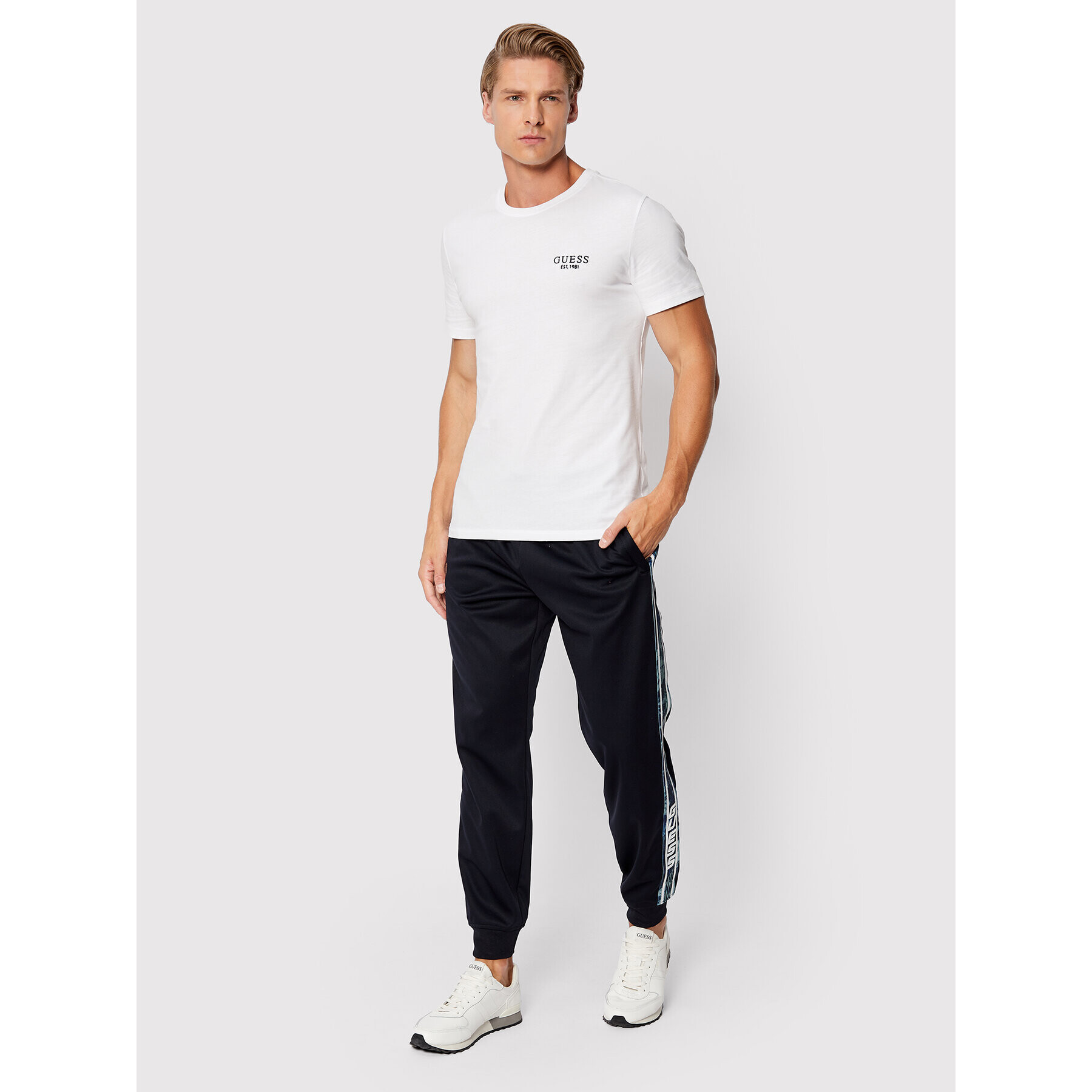 Guess T-Shirt M2BI59 I3Z14 Bílá Slim Fit - Pepit.cz