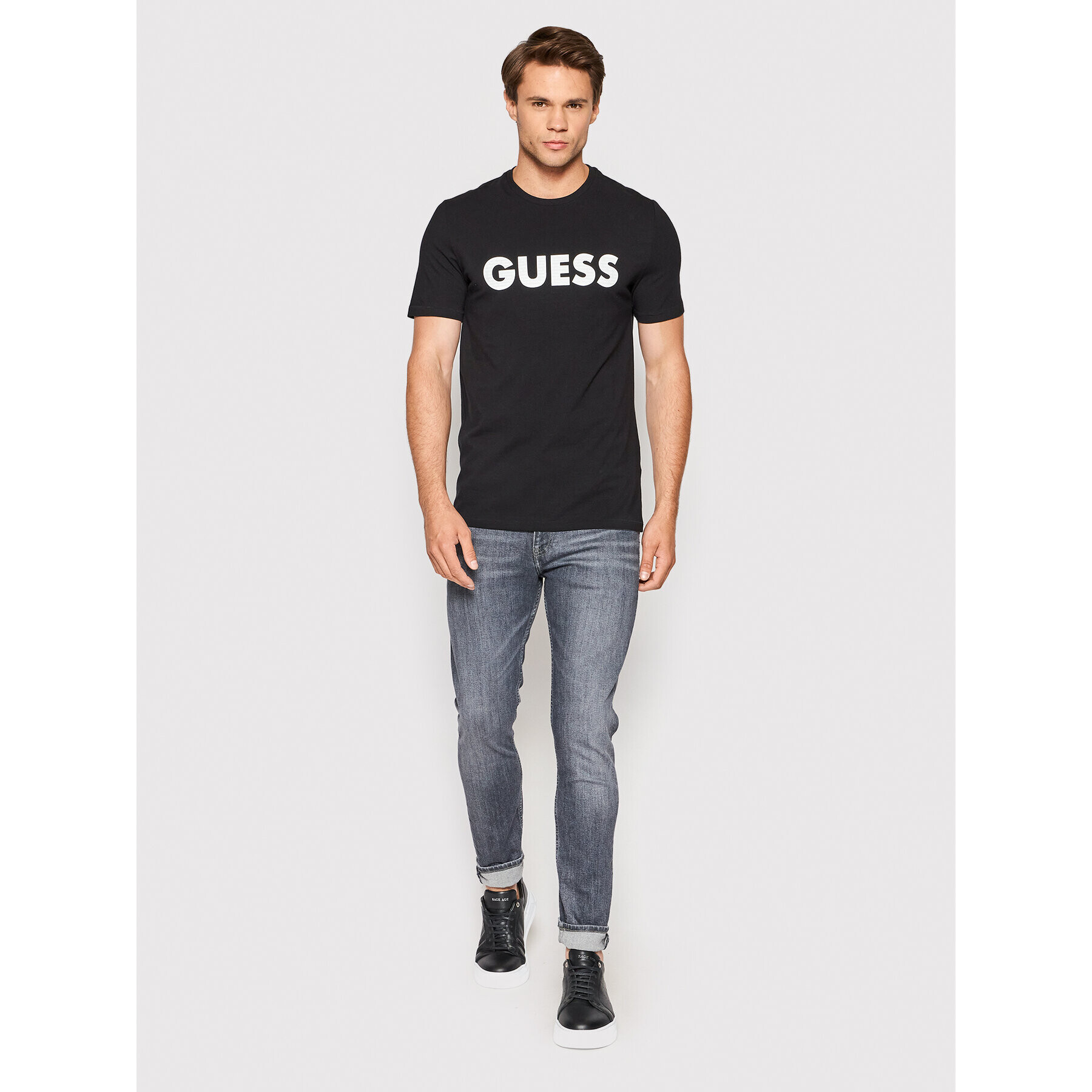 Guess T-Shirt M2YI42 J1311 Černá Slim Fit - Pepit.cz