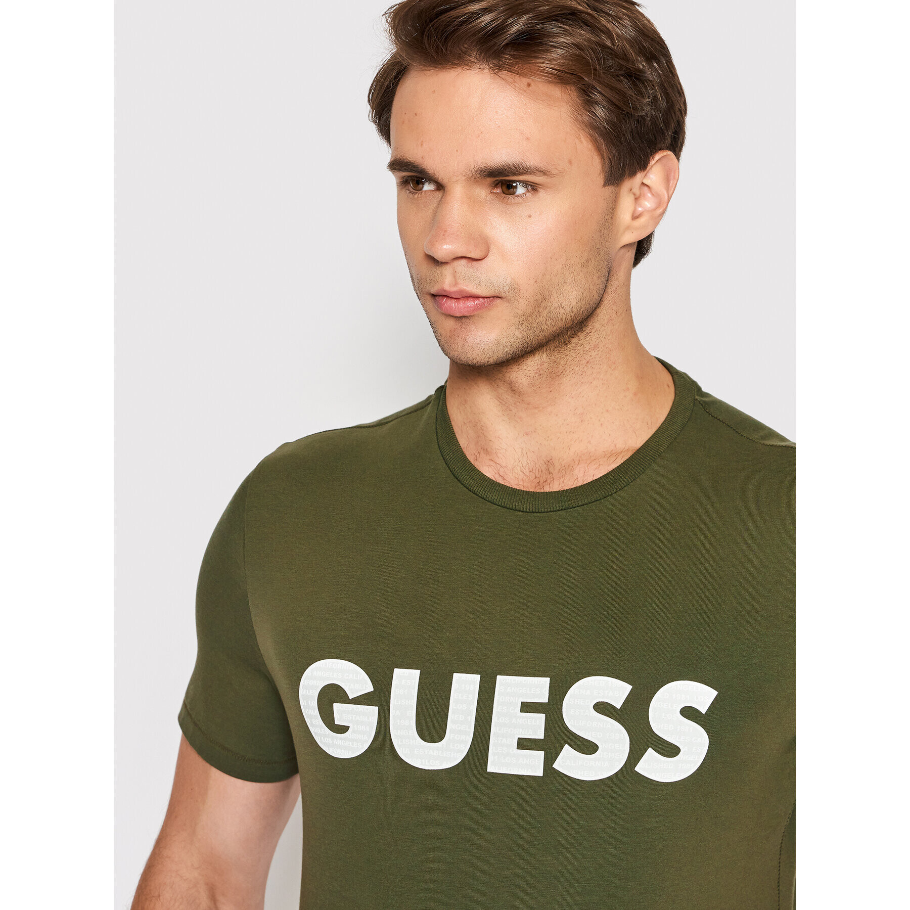 Guess T-Shirt M2YI42 J1311 Zelená Slim Fit - Pepit.cz