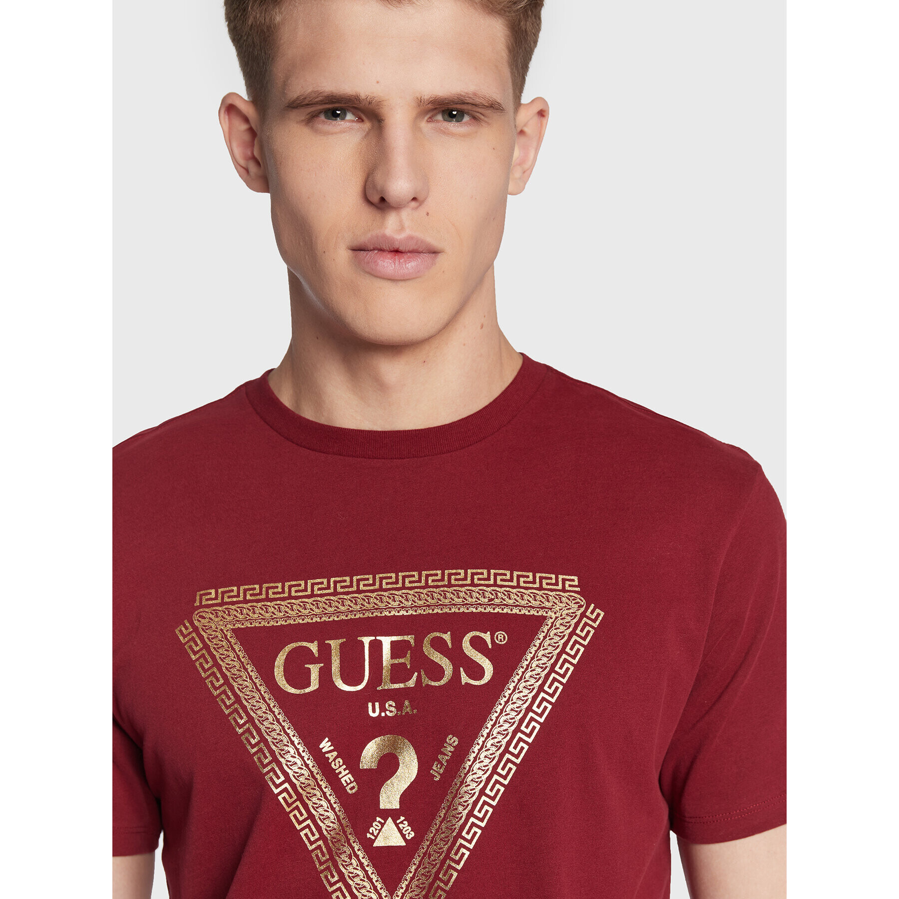 Guess T-Shirt M3RI68 KBDK0 Bordó Slim Fit - Pepit.cz