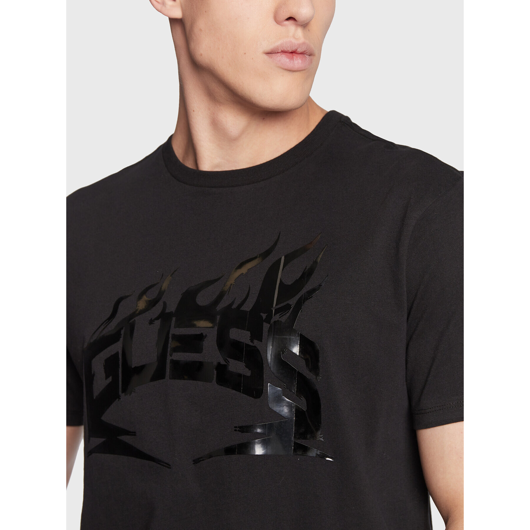 Guess T-Shirt M3RI73 KBDK0 Černá Slim Fit - Pepit.cz