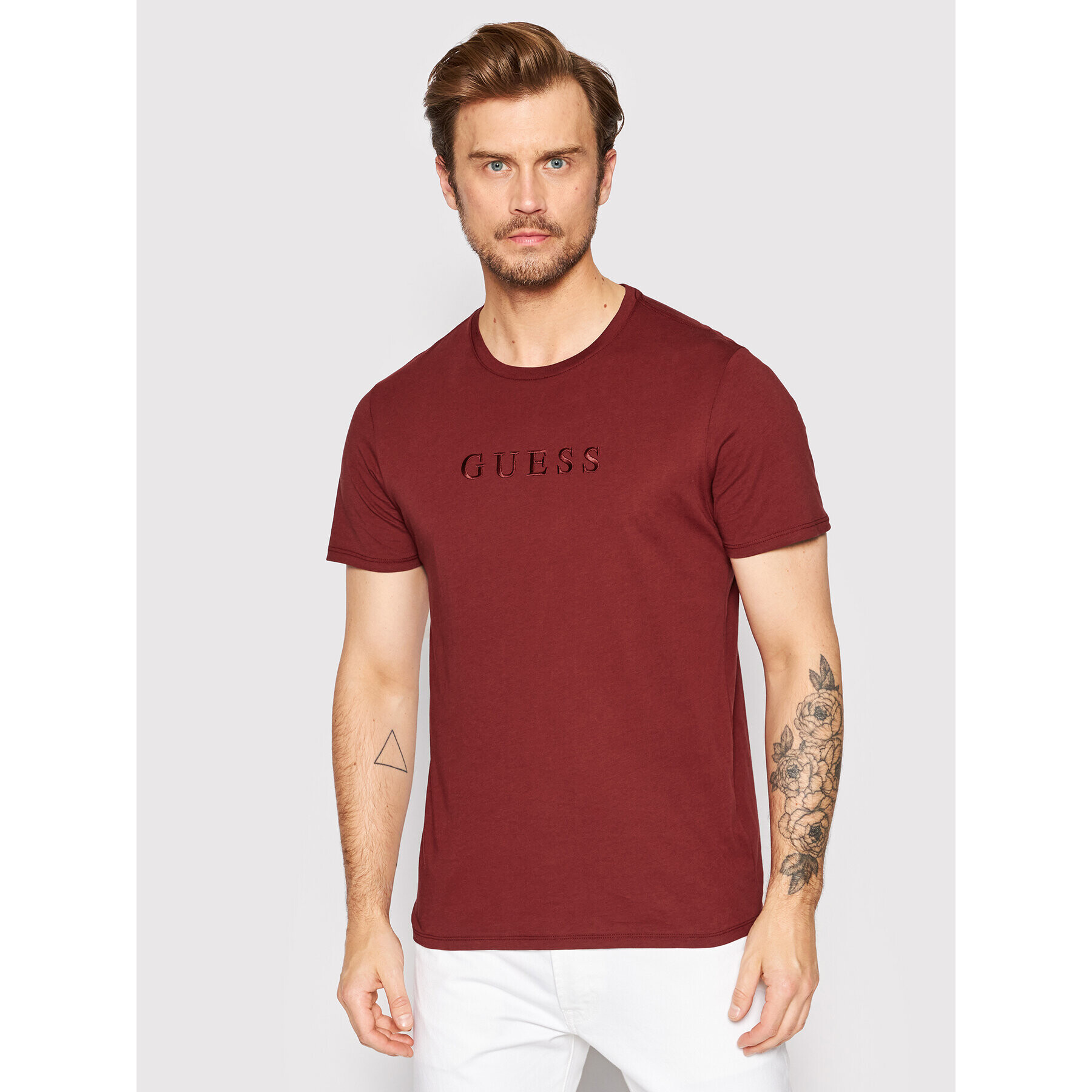 Guess T-Shirt M82P64 R7HD0 Bordó Regular Fit - Pepit.cz