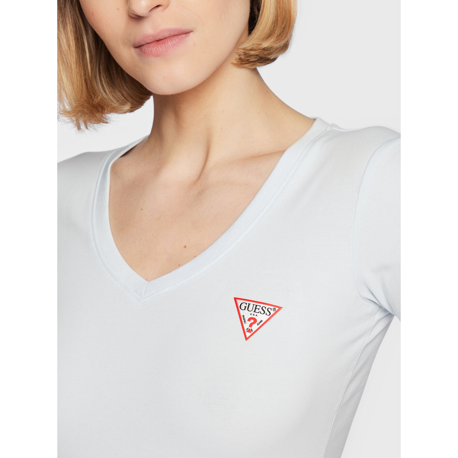 Guess T-Shirt Mini Triangle W2YI45 J1311 Modrá Slim Fit - Pepit.cz