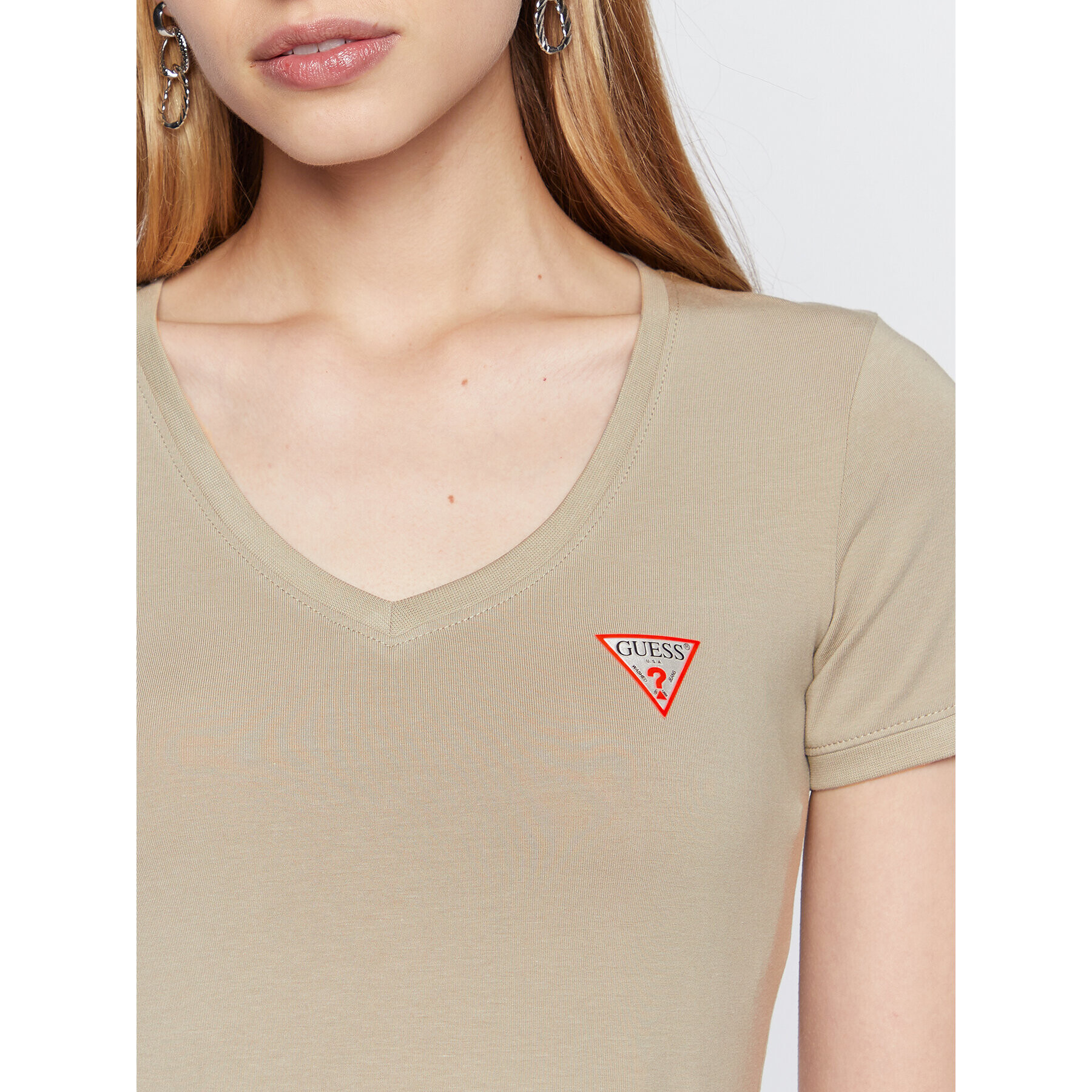 Guess T-Shirt Mini Triangle W2YI45 J1311 Zelená Slim Fit - Pepit.cz