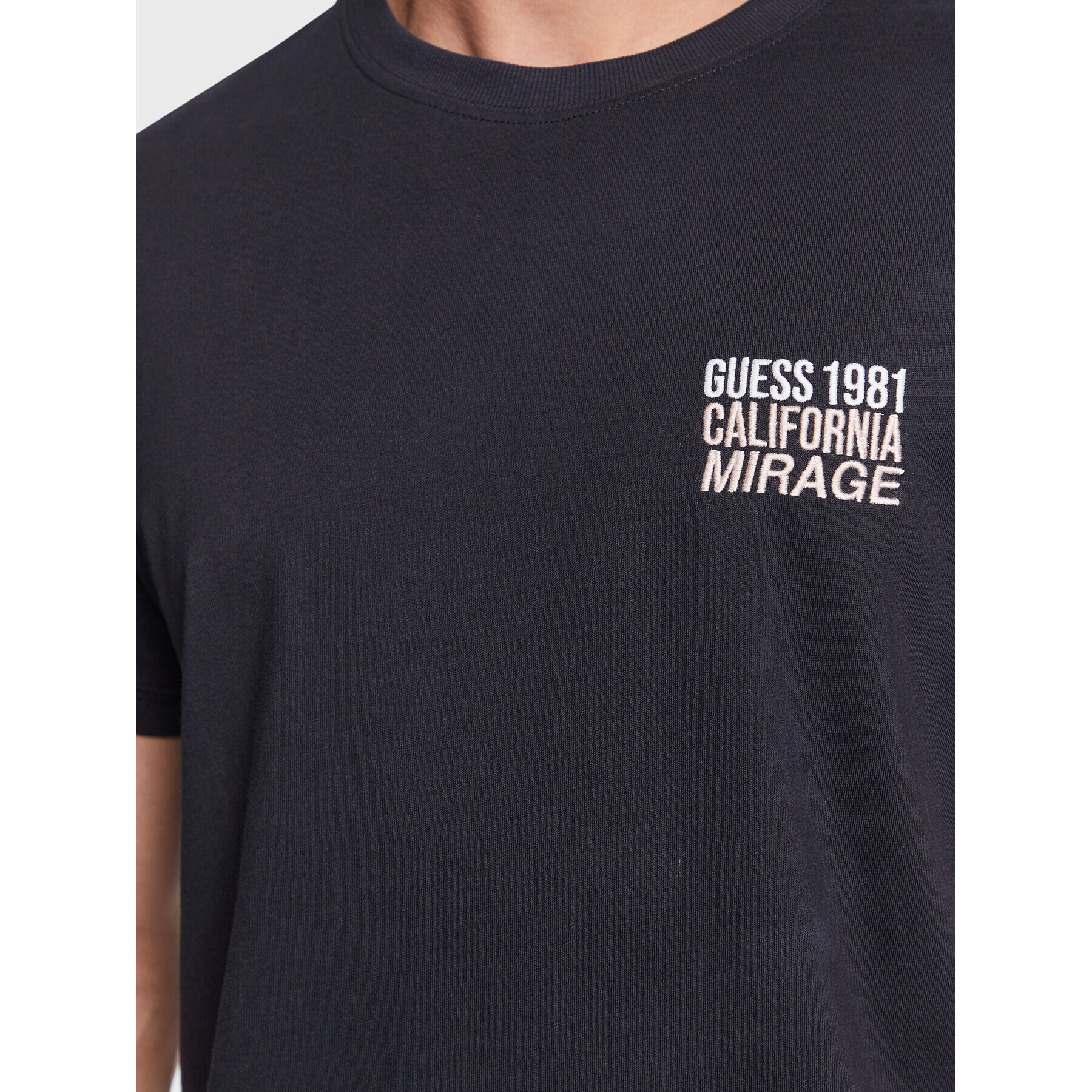 Guess T-Shirt Mirage Palm M3GI16 I3Z14 Tmavomodrá Slim Fit - Pepit.cz