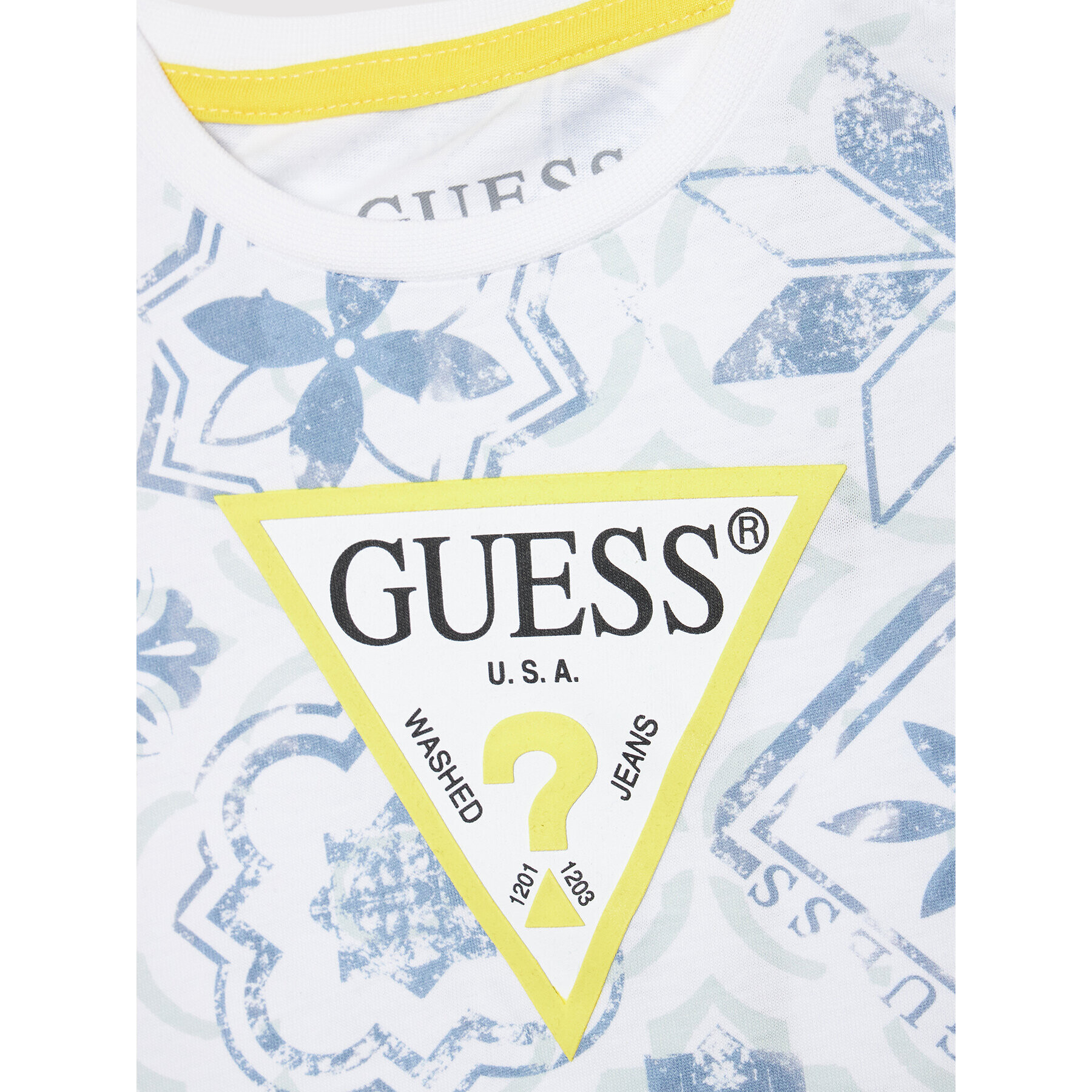 Guess T-Shirt N2GI06 K8HM3 Bílá Regular Fit - Pepit.cz