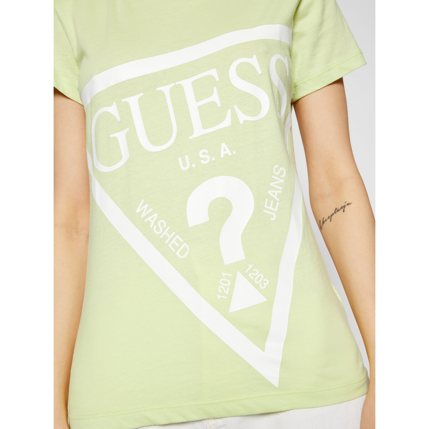 Guess T-Shirt O1GA56 JA911 Zelená Regular Fit - Pepit.cz