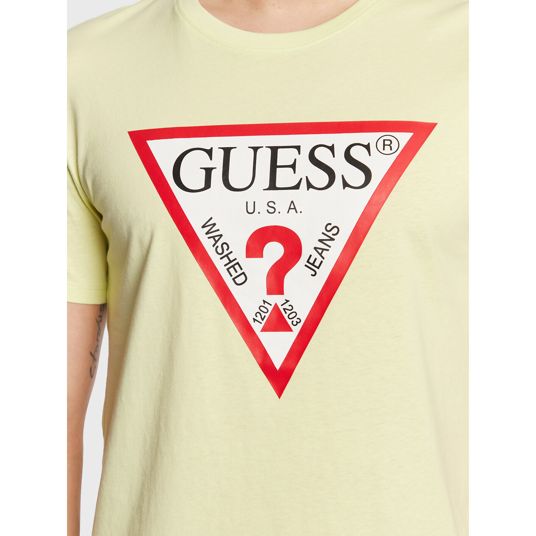 Guess T-Shirt Original Logo M2YI71 I3Z11 Žlutá Slim Fit - Pepit.cz