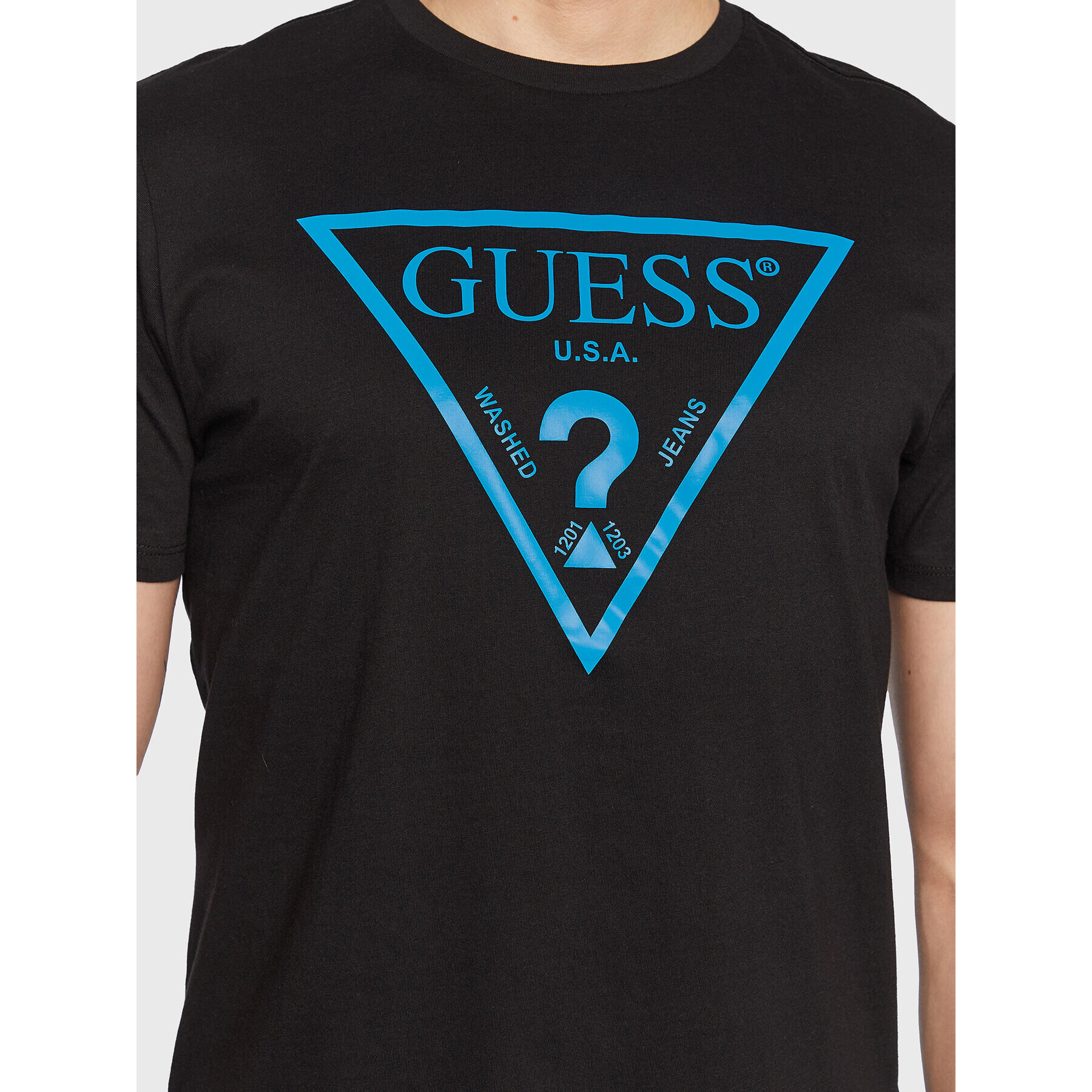 Guess T-Shirt Reflective Logo M3GI44 K9RM1 Černá Slim Fit - Pepit.cz