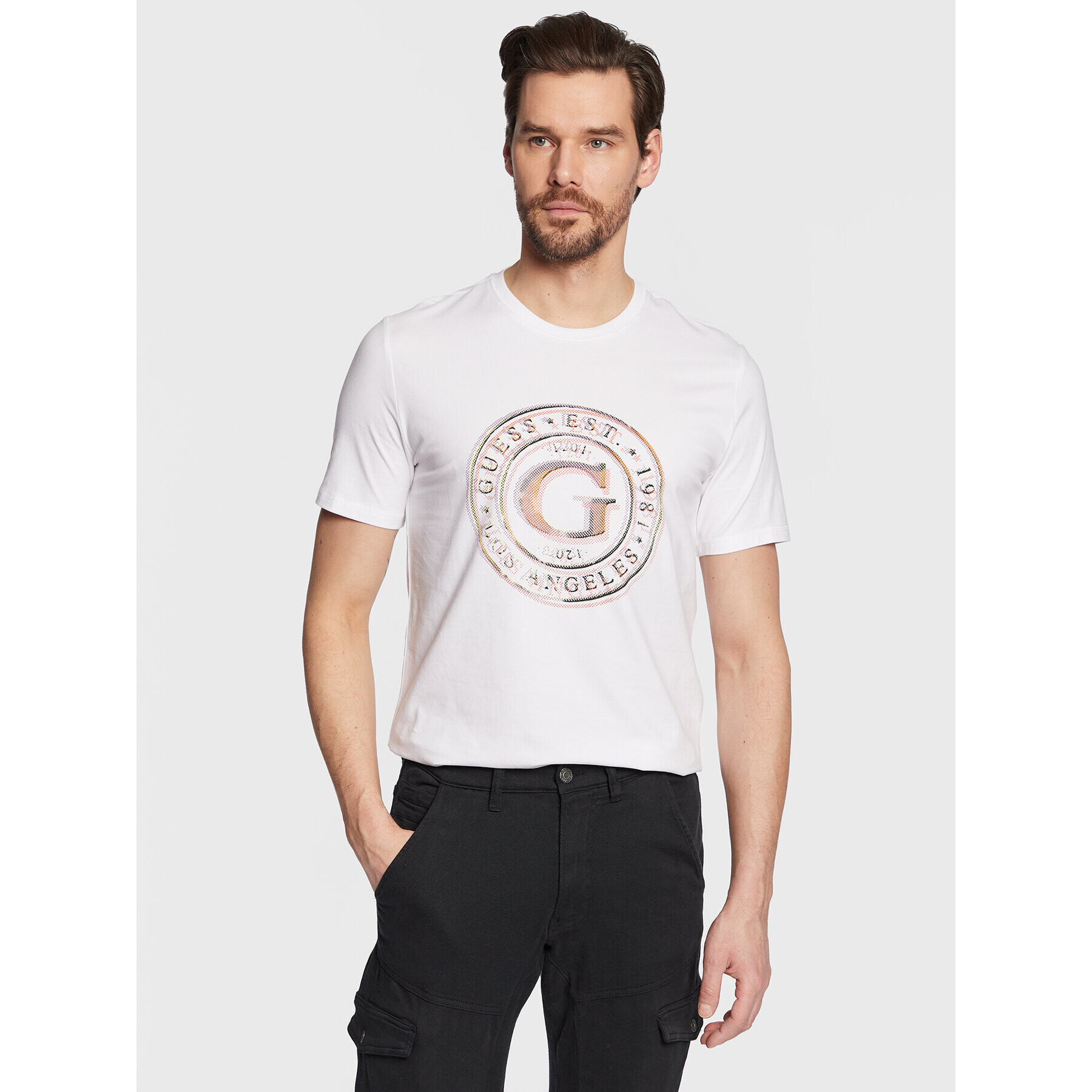 Guess T-Shirt Round Logo M3GI11 J1314 Bílá Slim Fit - Pepit.cz