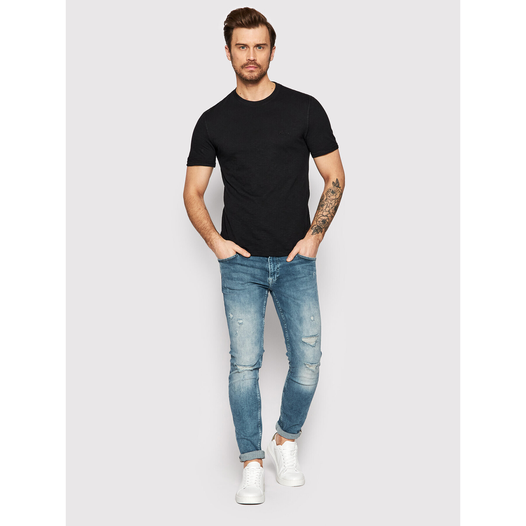 Guess T-Shirt Tailer M2GI19 K6XN1 Černá Slim Fit - Pepit.cz