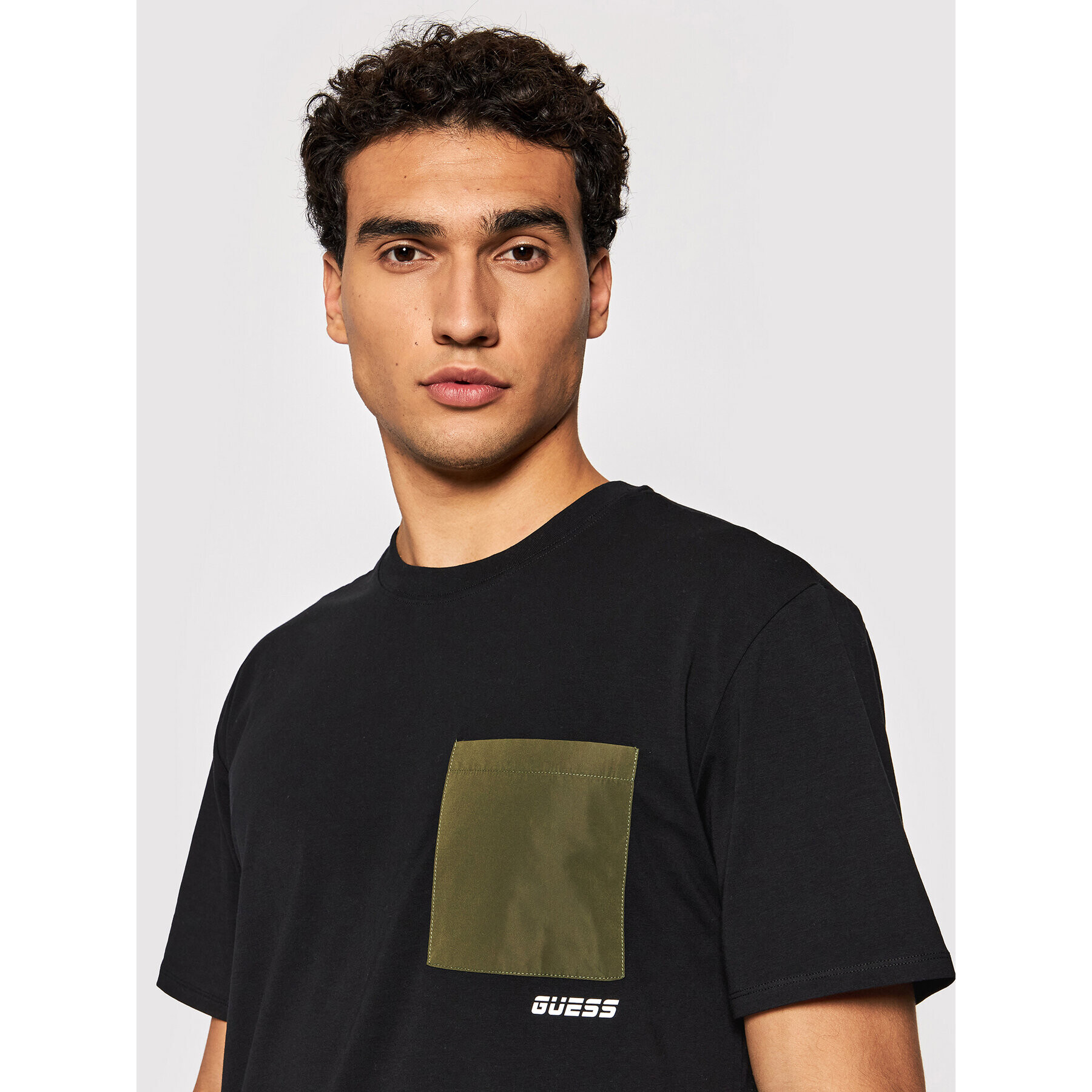 Guess T-Shirt U1BA09 J1311 Černá Regular Fit - Pepit.cz