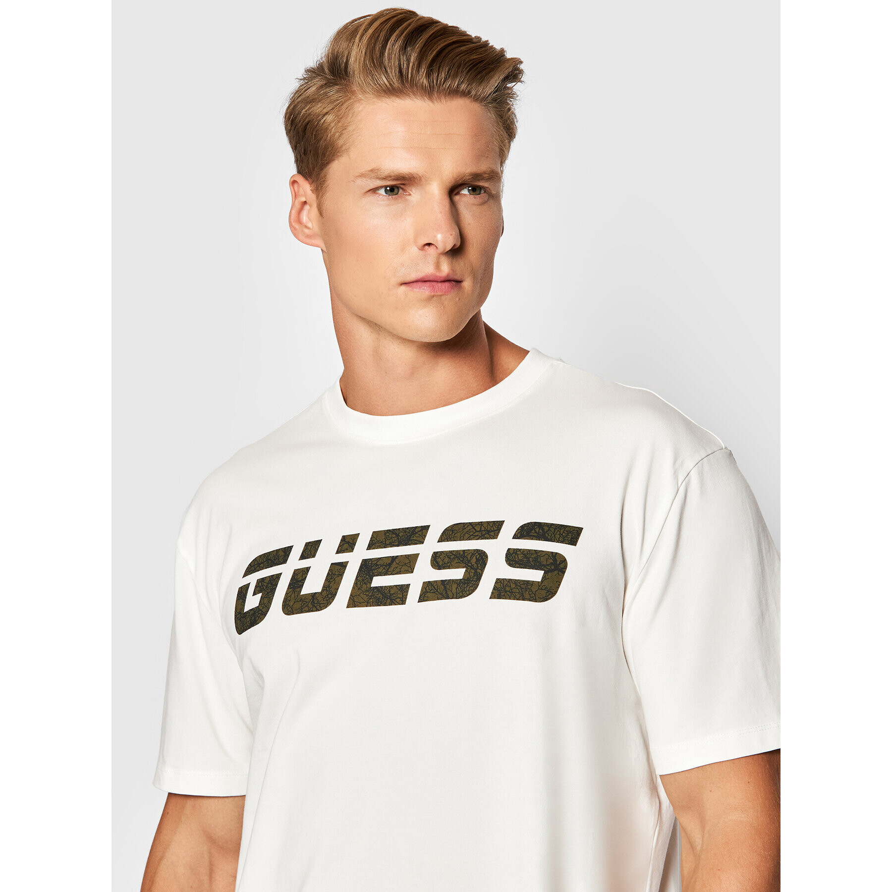 Guess T-Shirt U1BA10 J1311 Bílá Regular Fit - Pepit.cz