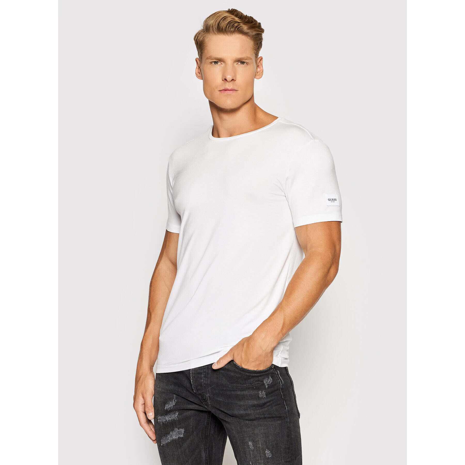 Guess T-Shirt U1GM01 JR06A Bílá Slim Fit - Pepit.cz