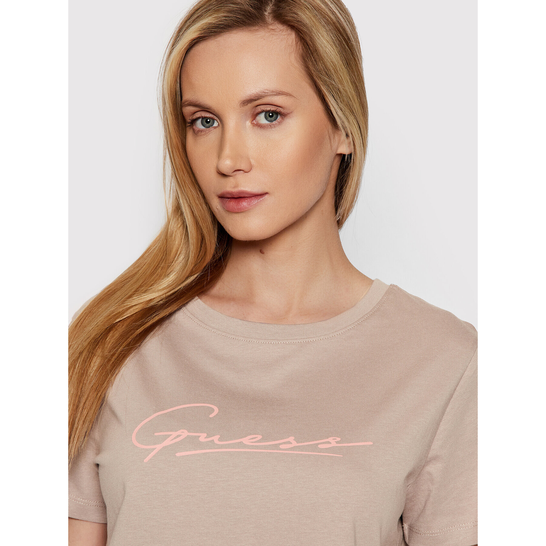 Guess T-Shirt V2RI11 I3Z11 Béžová Regular Fit - Pepit.cz