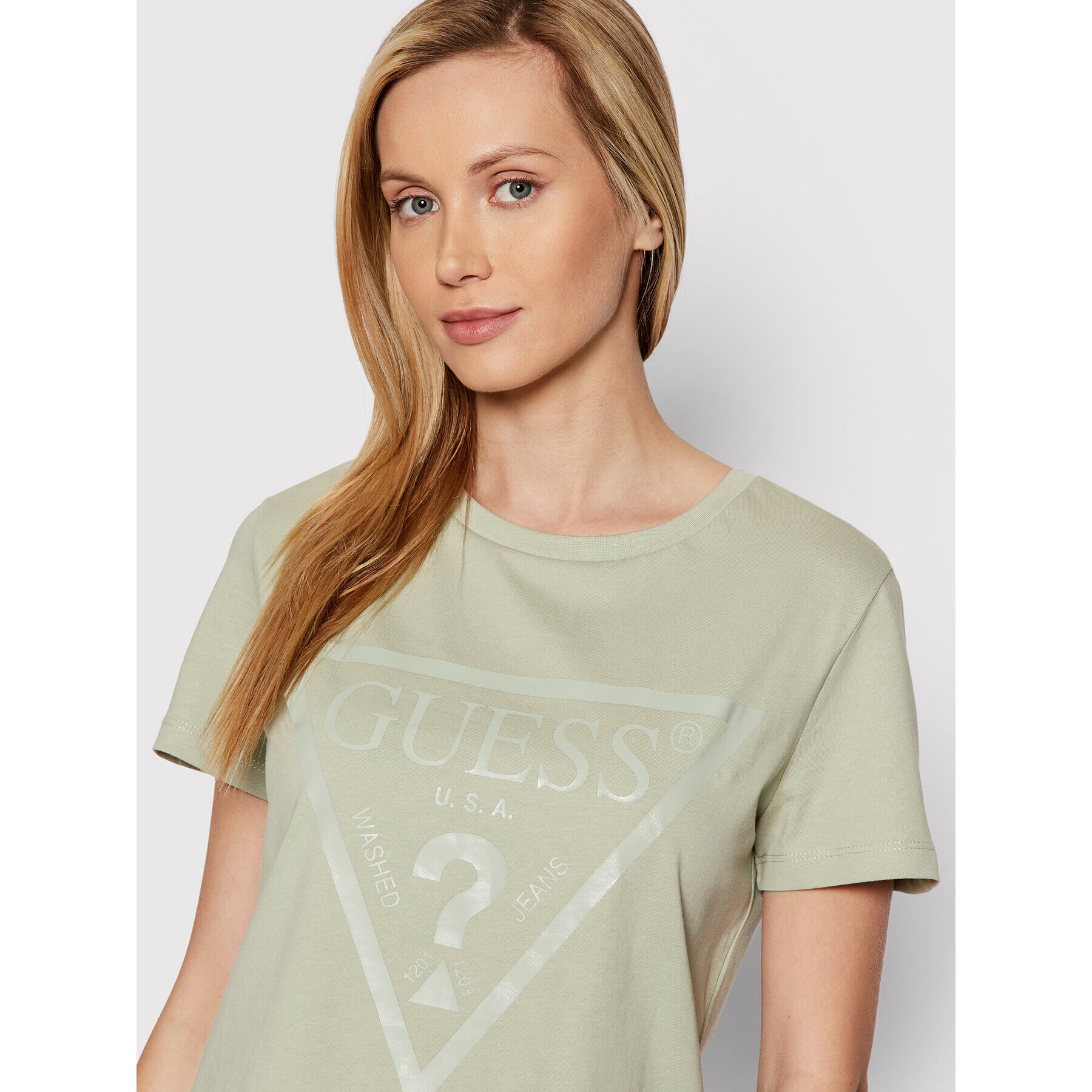 Guess T-Shirt V2RI13 K8HM0 Zelená Regular Fit - Pepit.cz