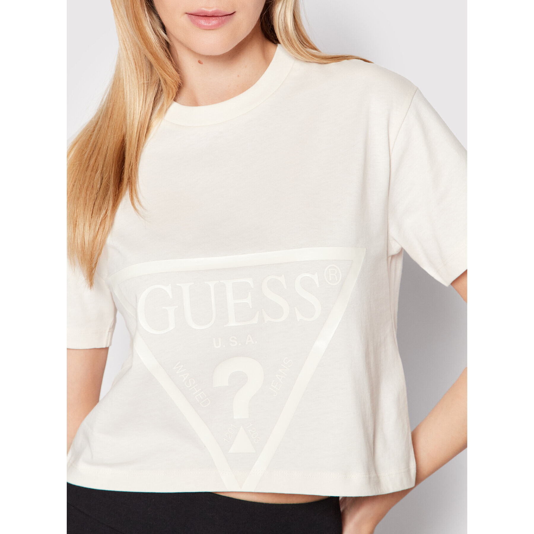 Guess T-Shirt V2YI06 K8HM0 Béžová Regular Fit - Pepit.cz