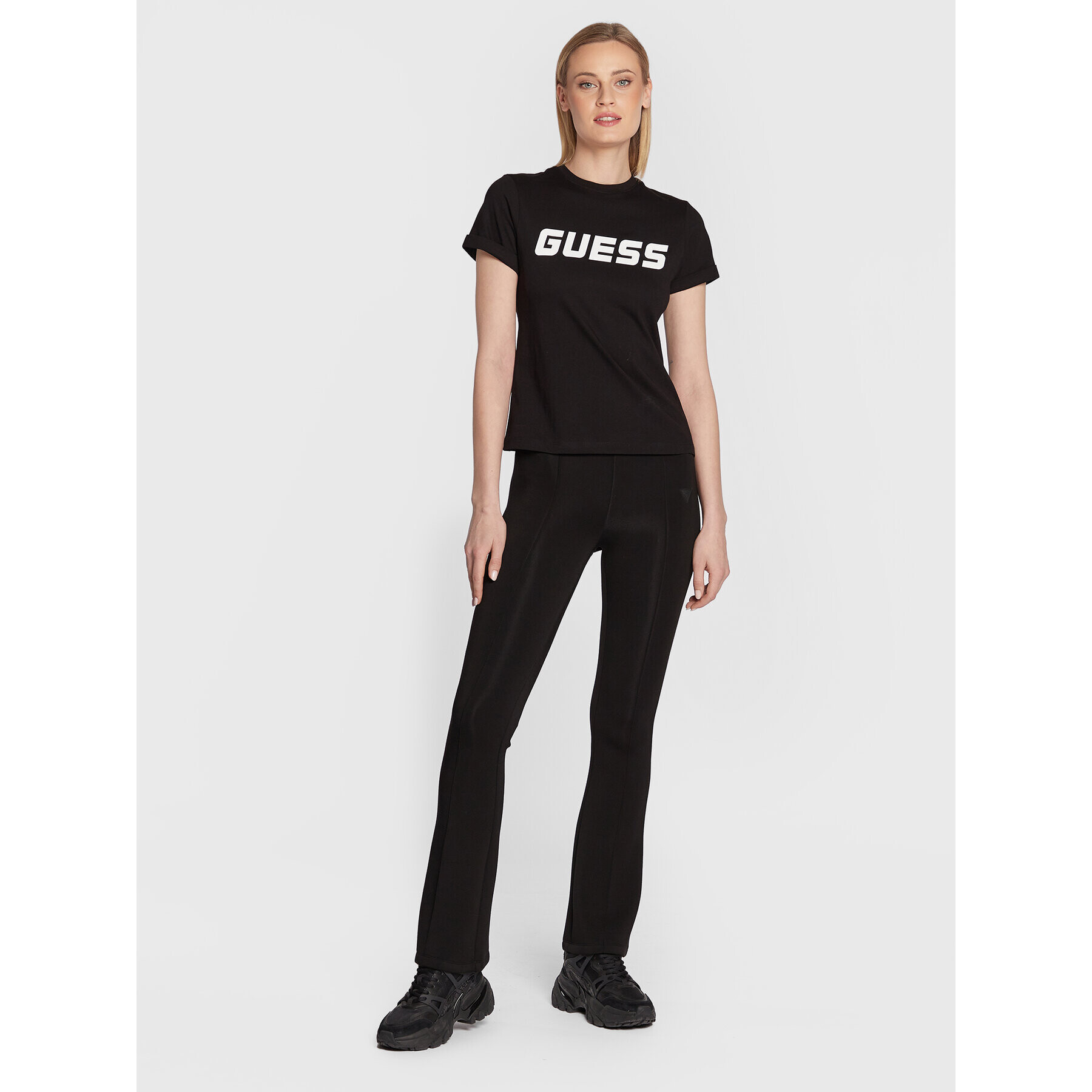 Guess T-Shirt V3RI02 I3Z14 Černá Regular Fit - Pepit.cz