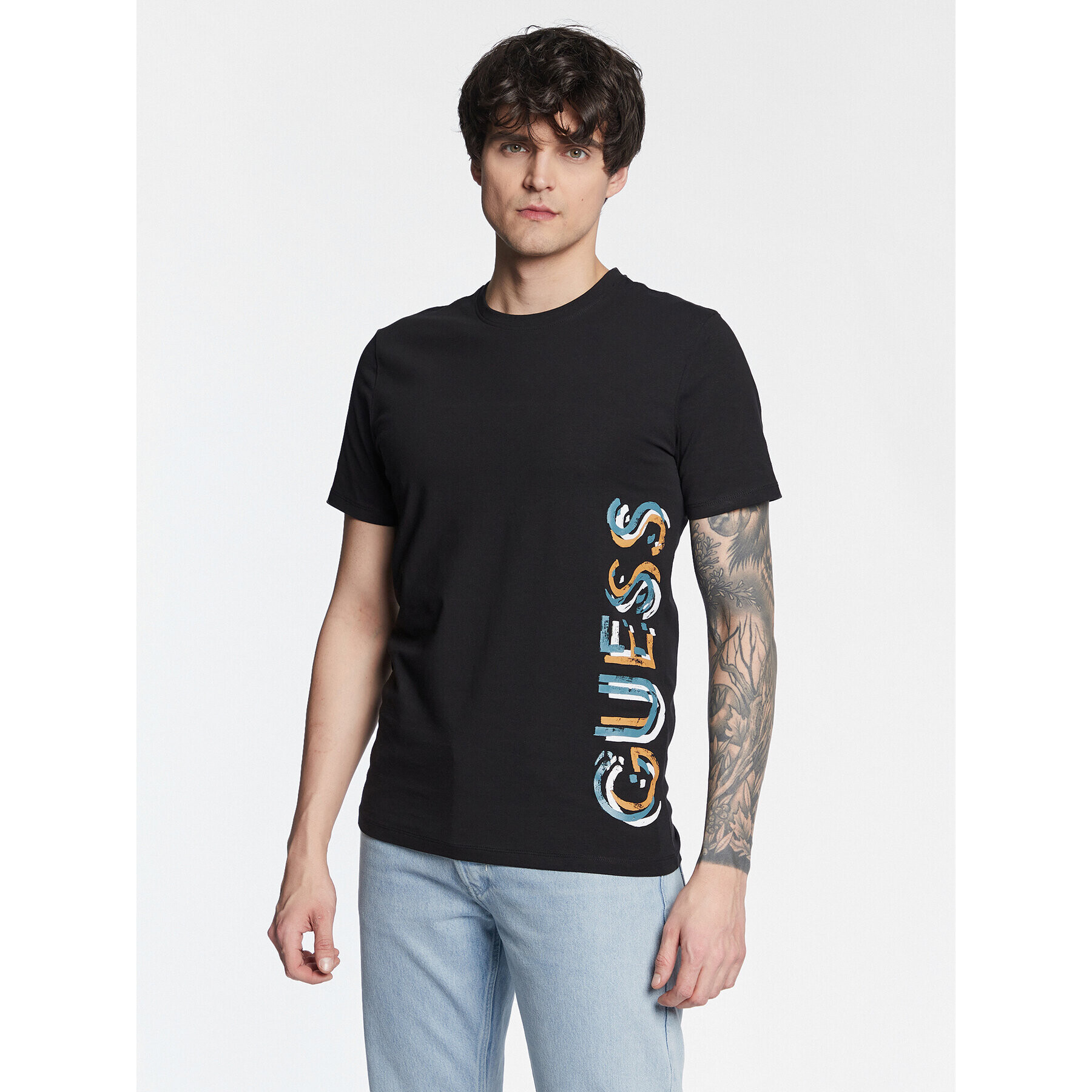 Guess T-Shirt Vertical Logo M3GI22 J1314 Černá Slim Fit - Pepit.cz