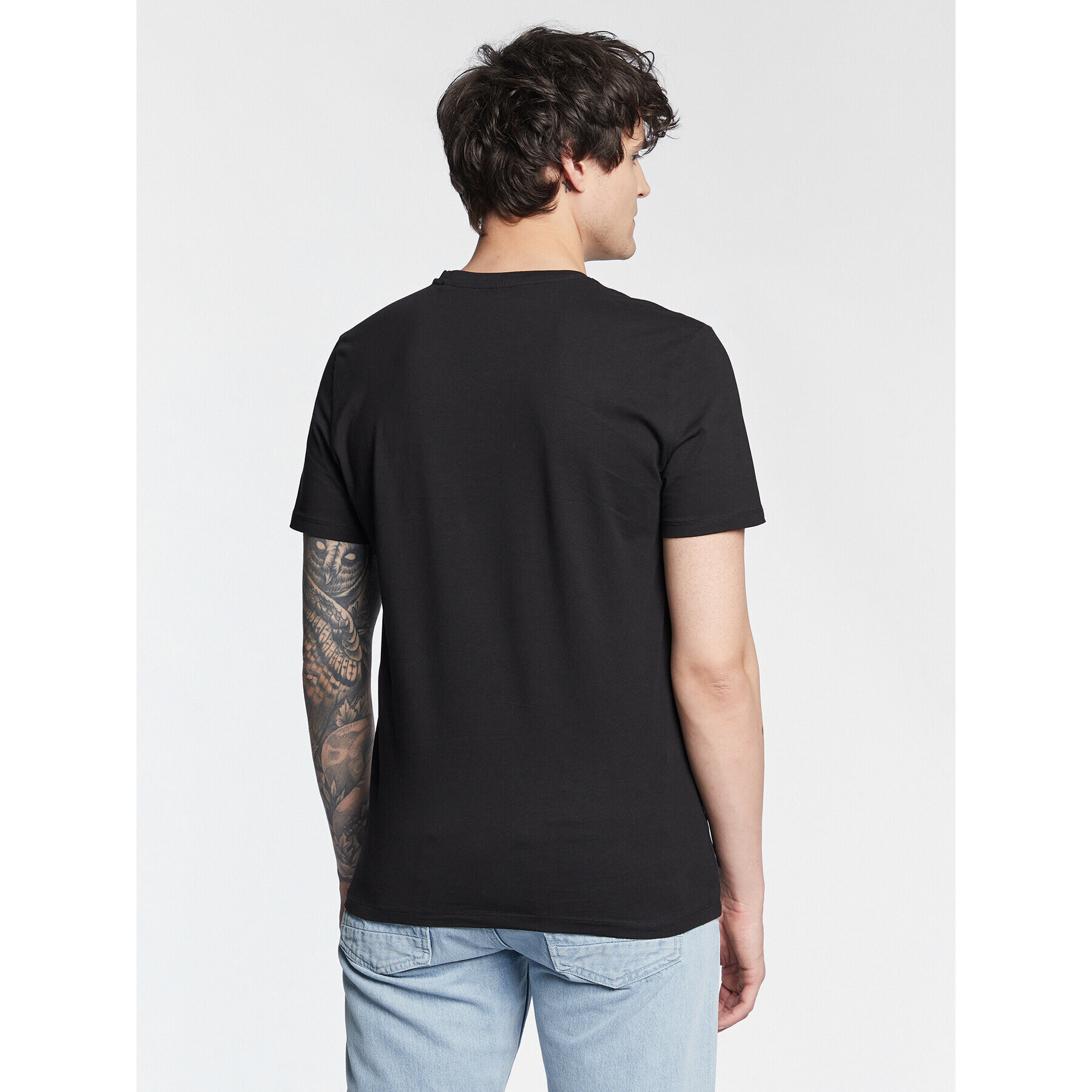 Guess T-Shirt Vertical Logo M3GI22 J1314 Černá Slim Fit - Pepit.cz