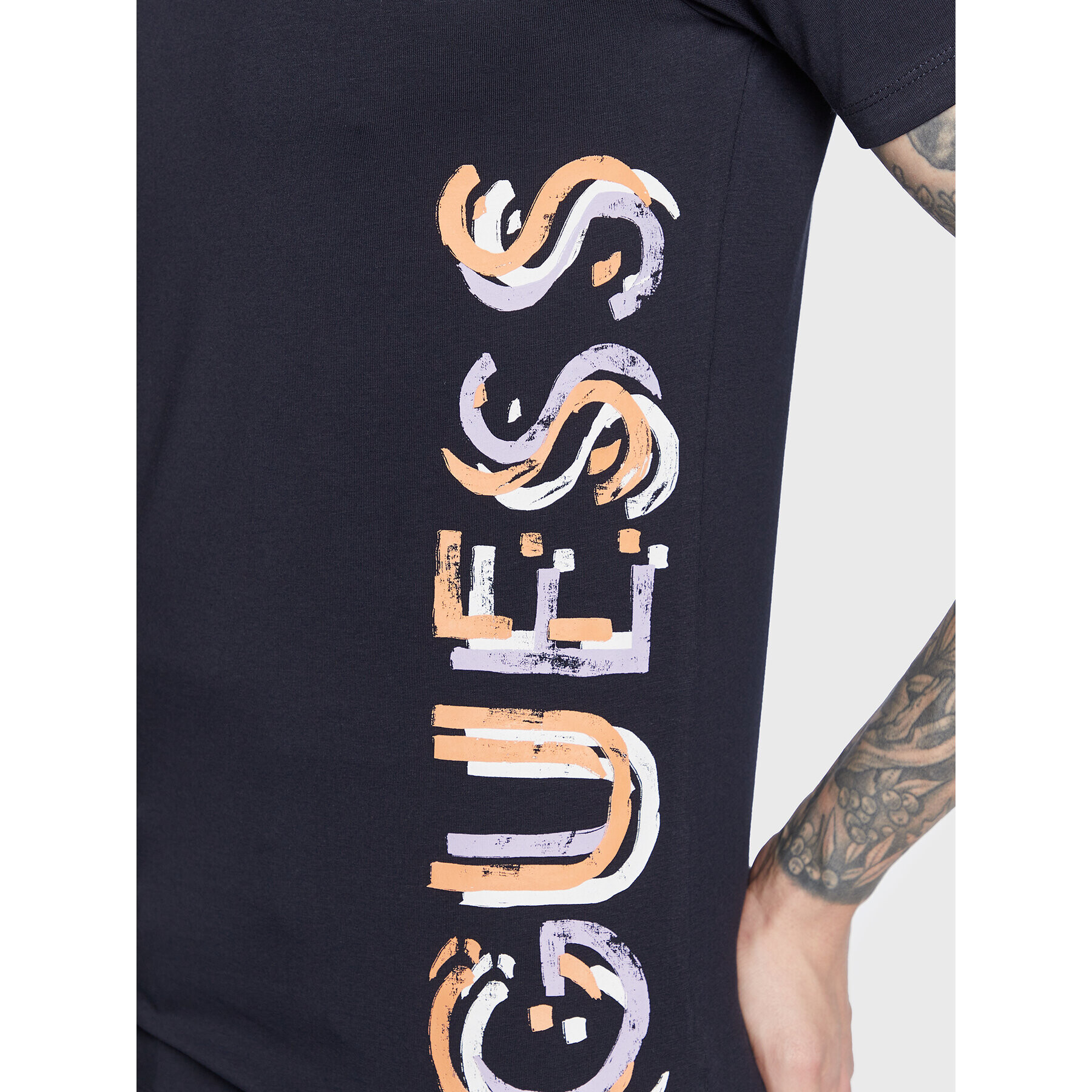 Guess T-Shirt Vertical Logo M3GI22 J1314 Tmavomodrá Slim Fit - Pepit.cz