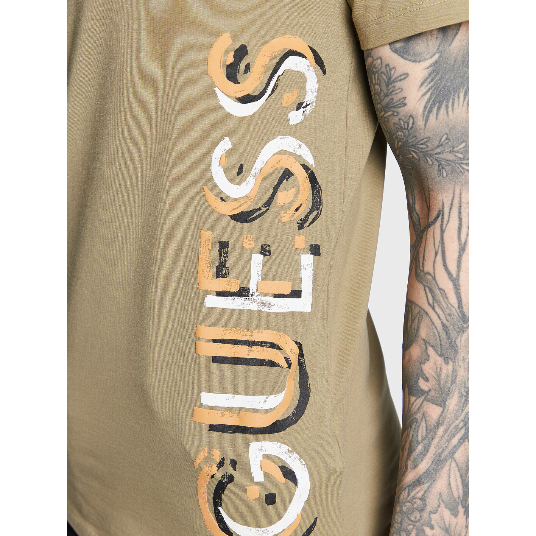 Guess T-Shirt Vertical Logo M3GI22 J1314 Zelená Slim Fit - Pepit.cz