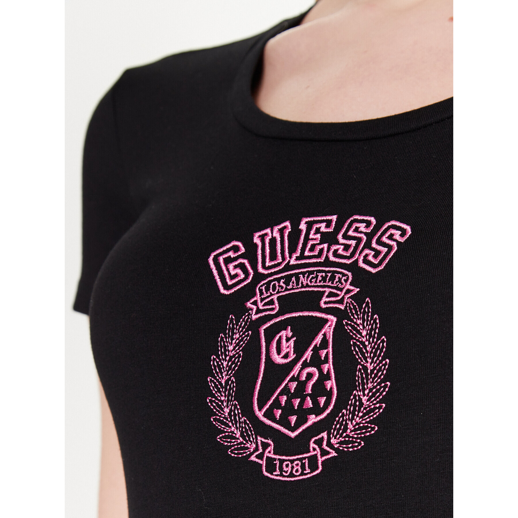 Guess T-Shirt W3RI60 J1314 Černá Regular Fit - Pepit.cz