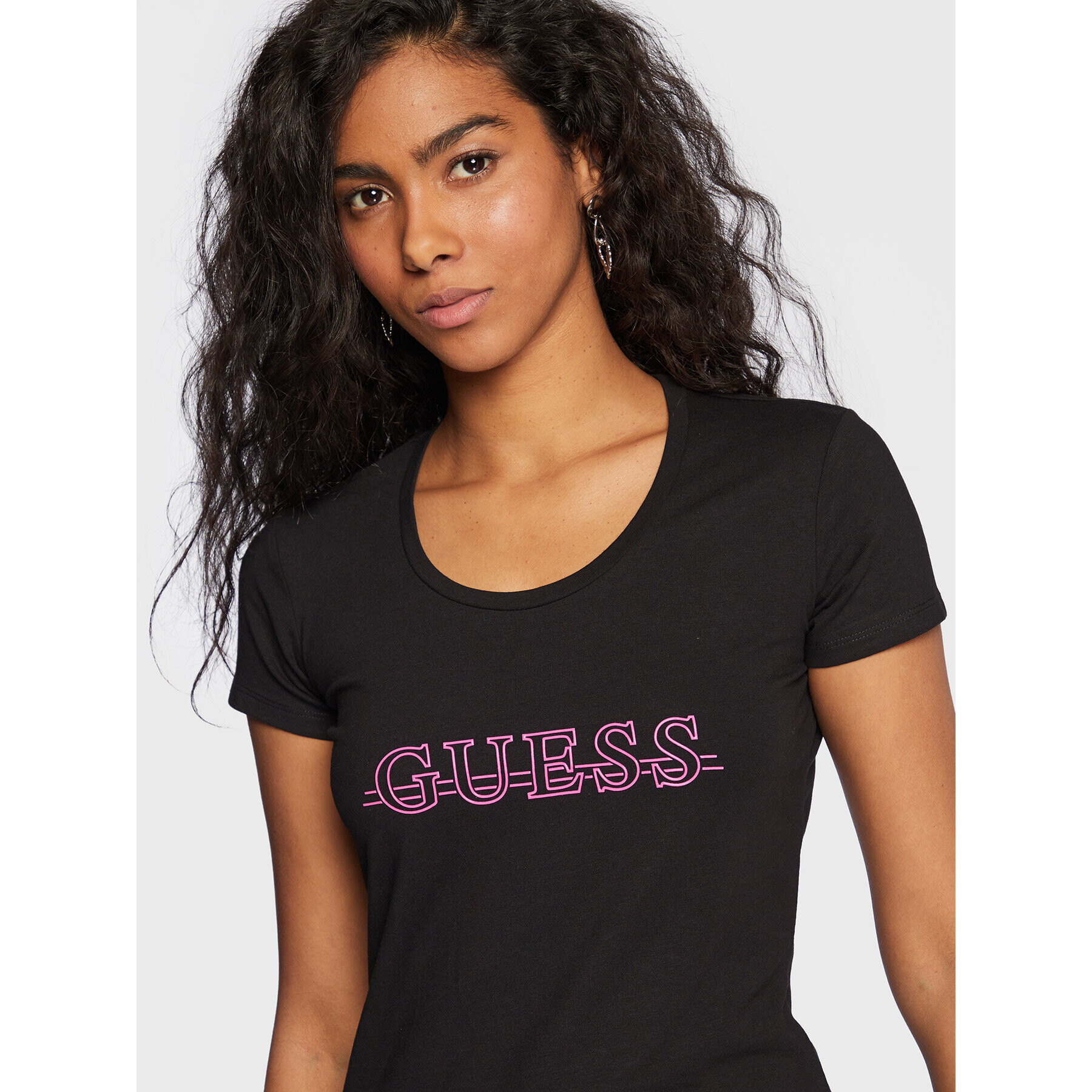 Guess T-Shirt W3RI61 J1314 Černá Slim Fit - Pepit.cz