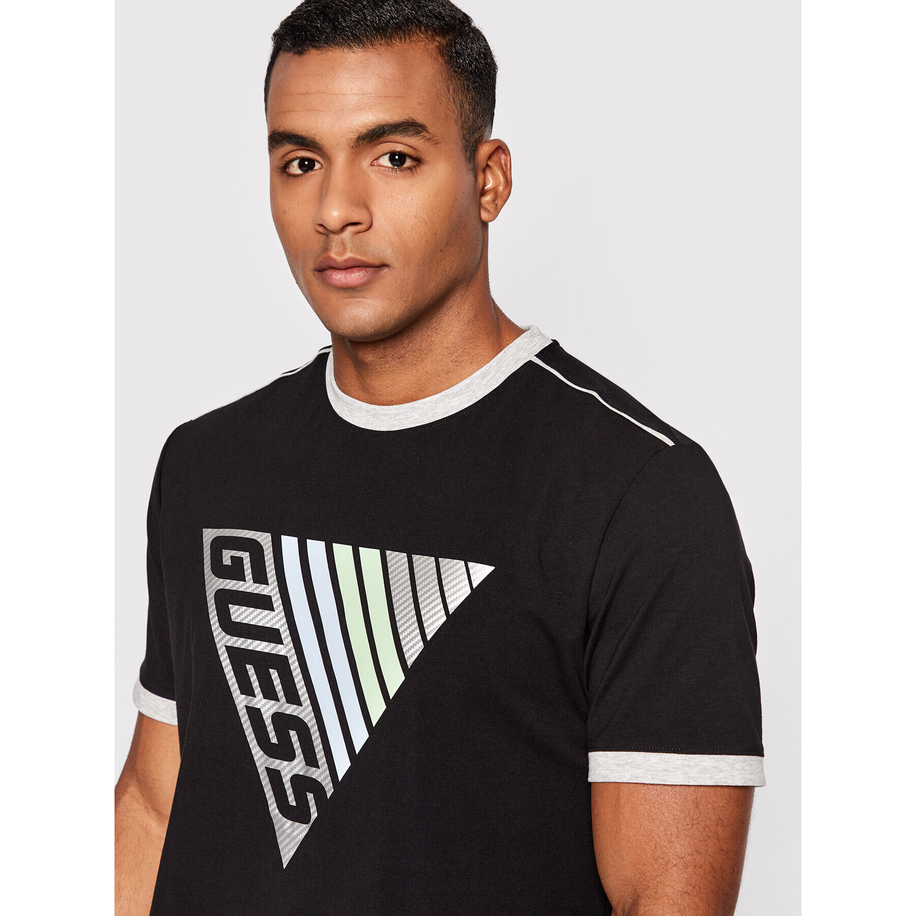 Guess T-Shirt Z2YI01 J1311 Černá Regular Fit - Pepit.cz