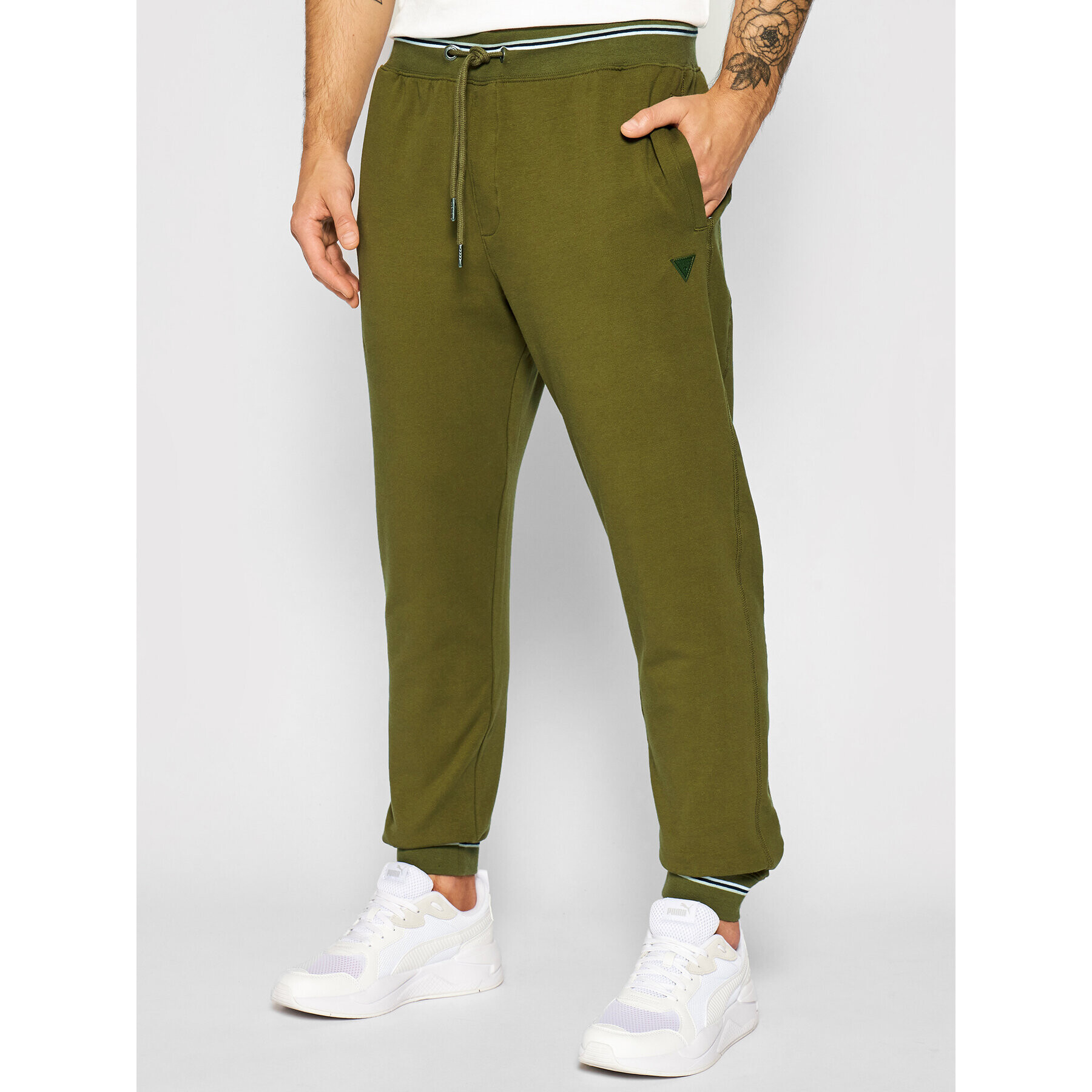 Guess Teplákové kalhoty M1YB37 K7ON1 Zelená Slim Fit - Pepit.cz